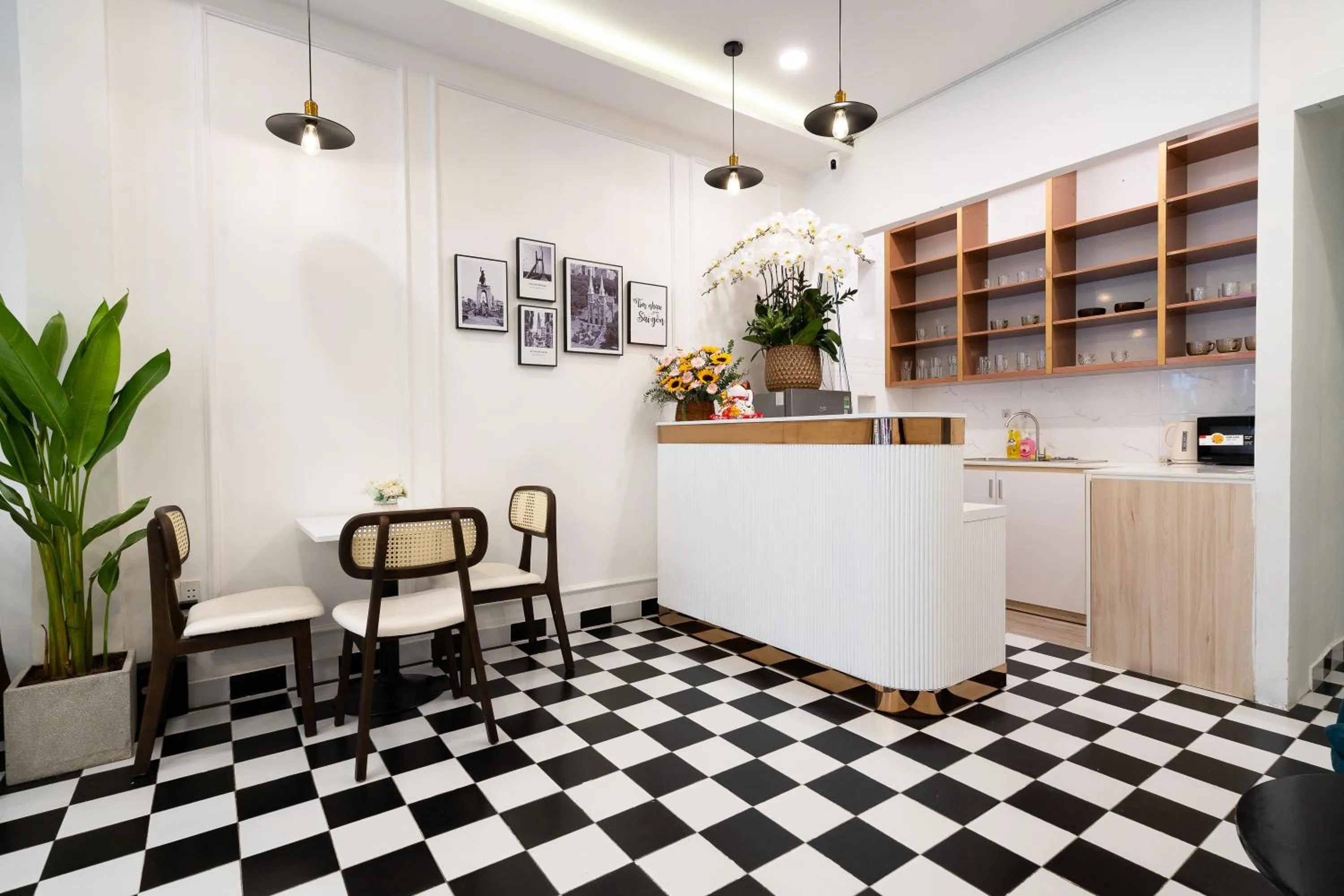 Misa House - Starlit Saigon