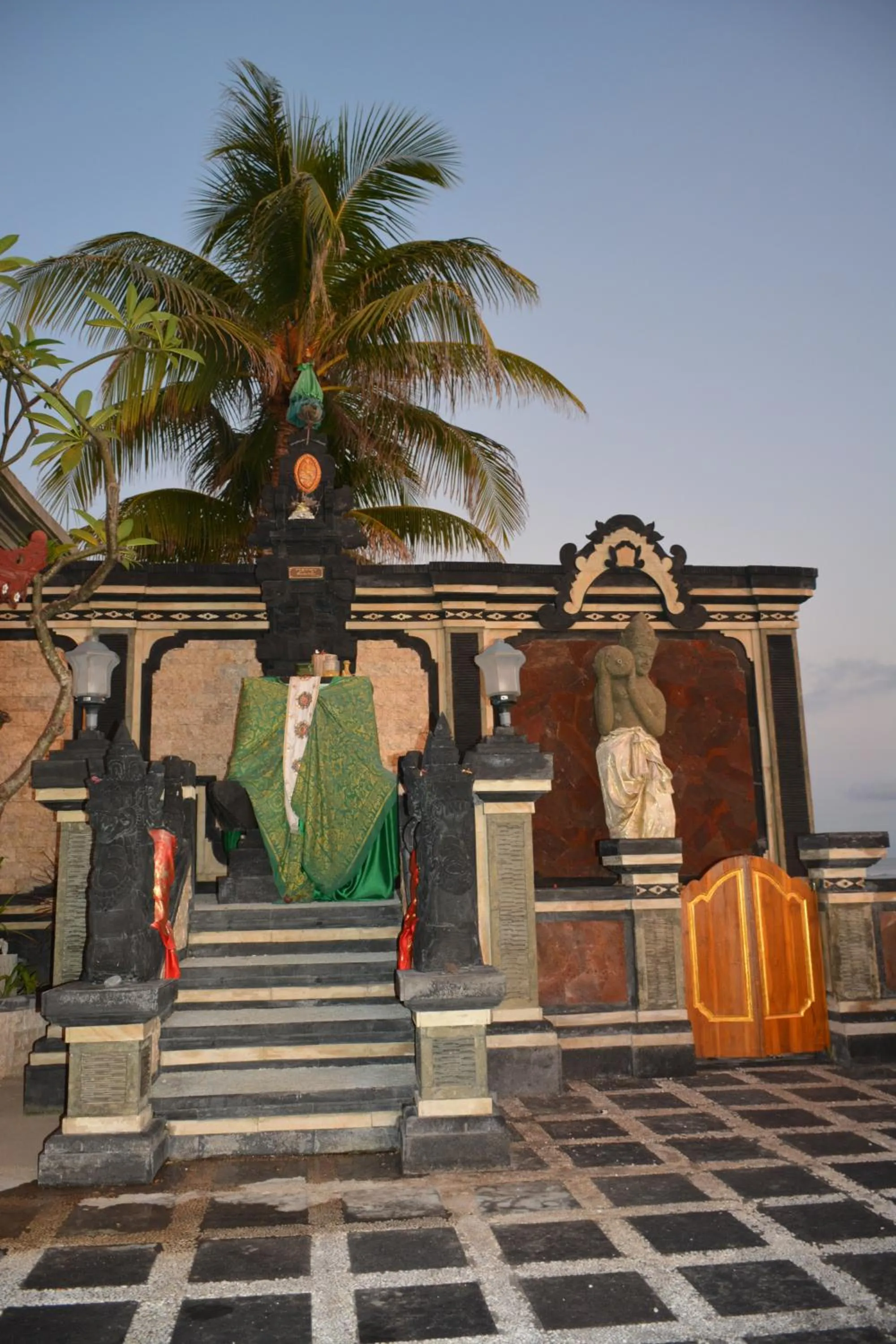 Property building in Segara Wangi Beach Cottages