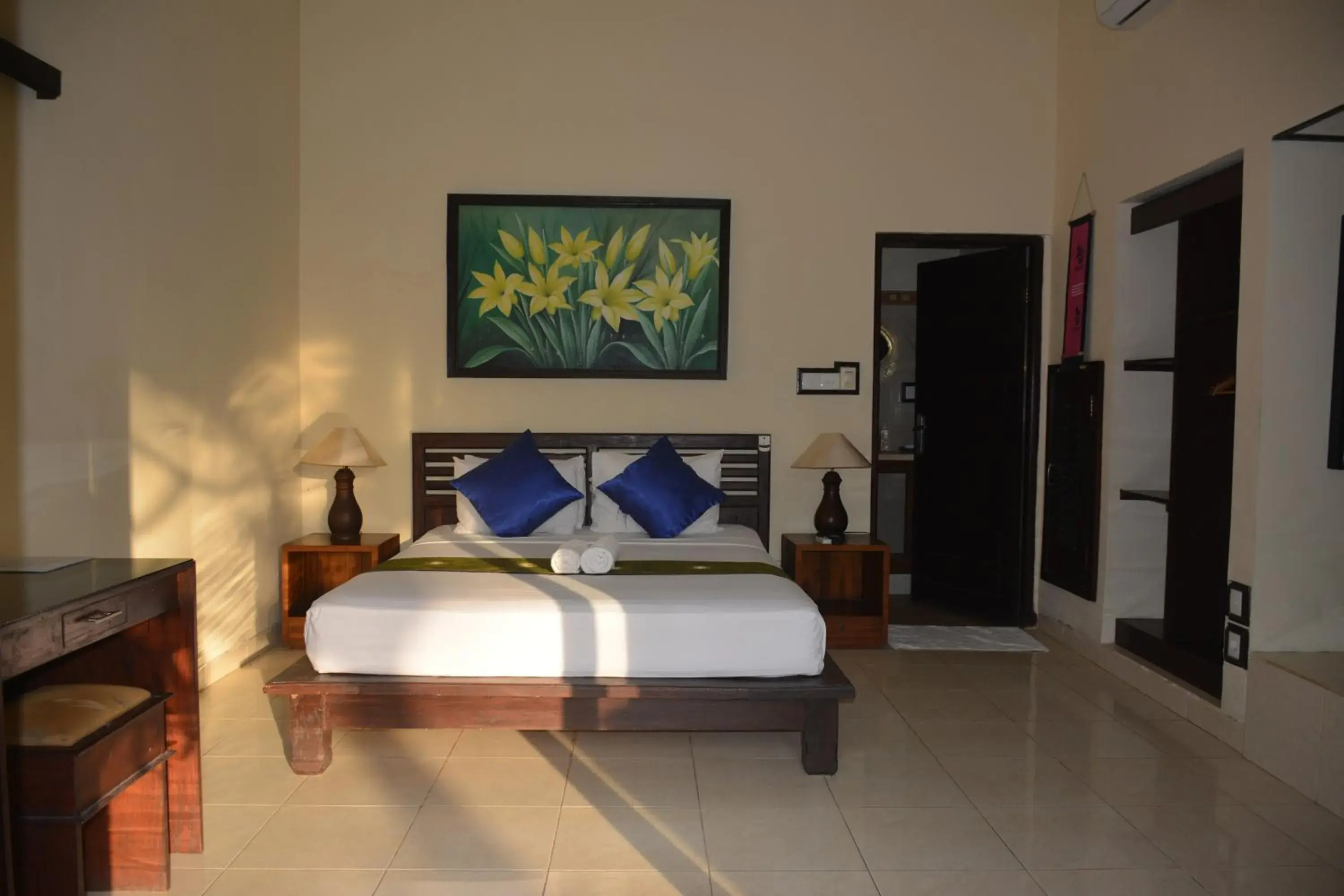 Standard Double Room in Segara Wangi Beach Cottages Standard Double Room in Segara Wangi Beach Cottages