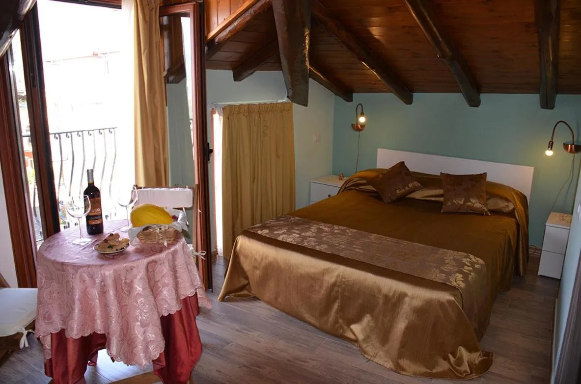 Property building, Bed in B&B Casa Bellavista