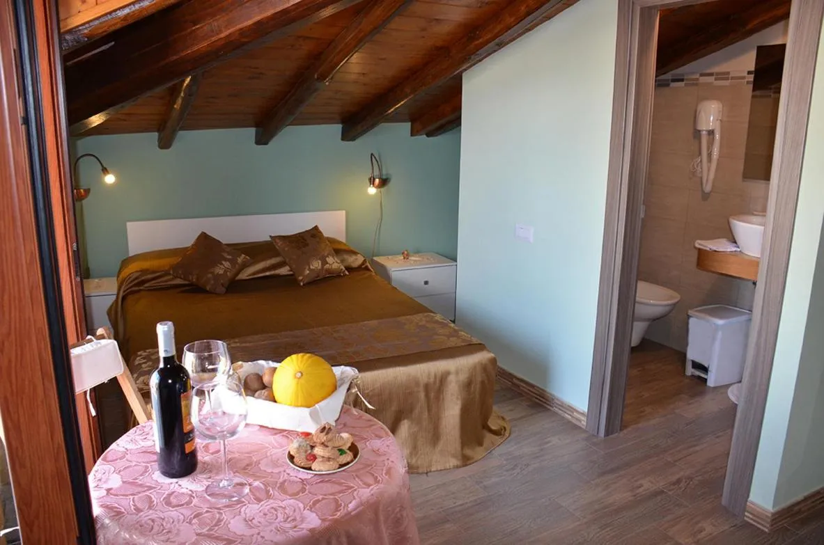 Property building, Bed in B&B Casa Bellavista