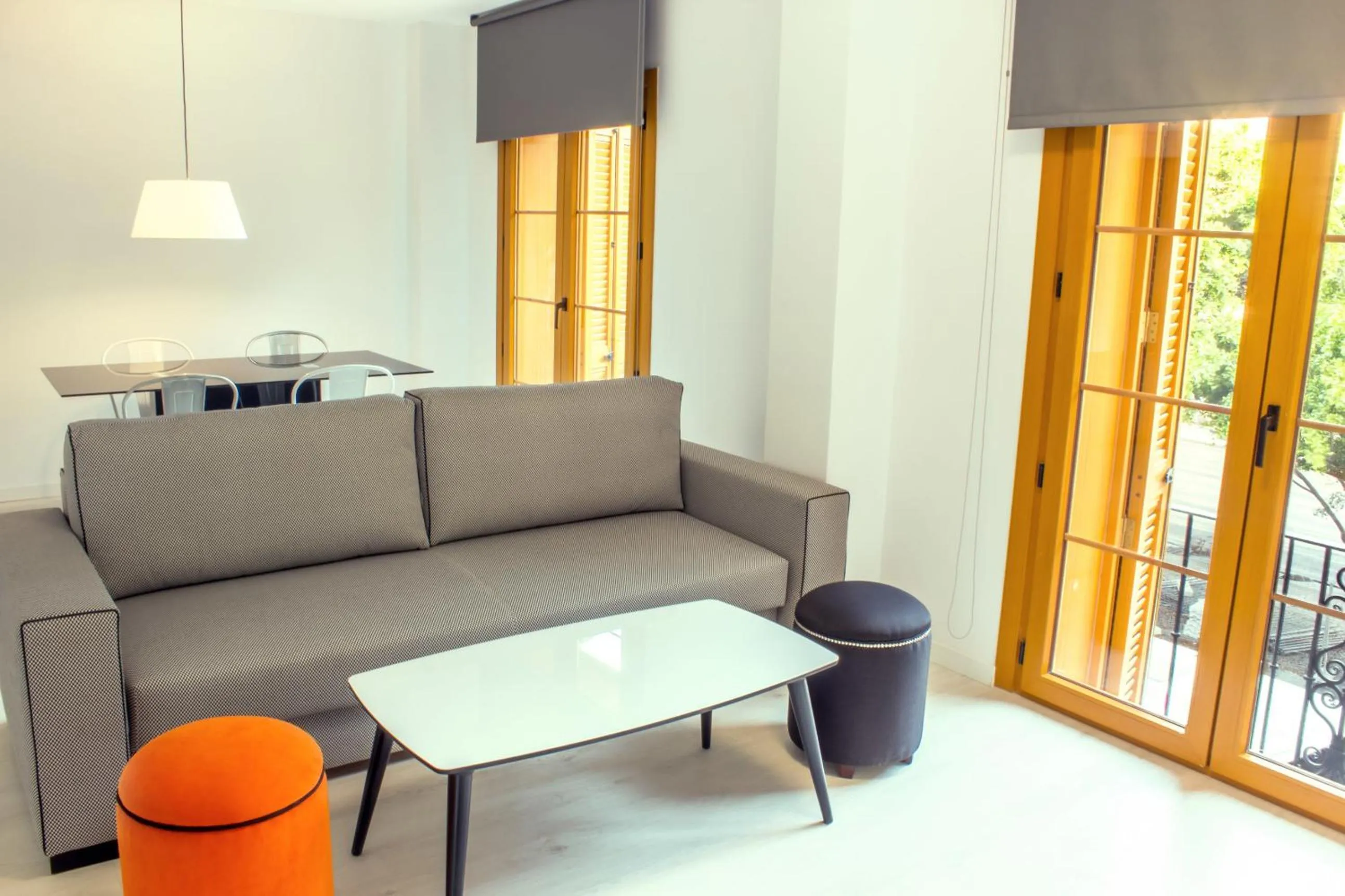 TV and multimedia in Santa Cruz Apartments