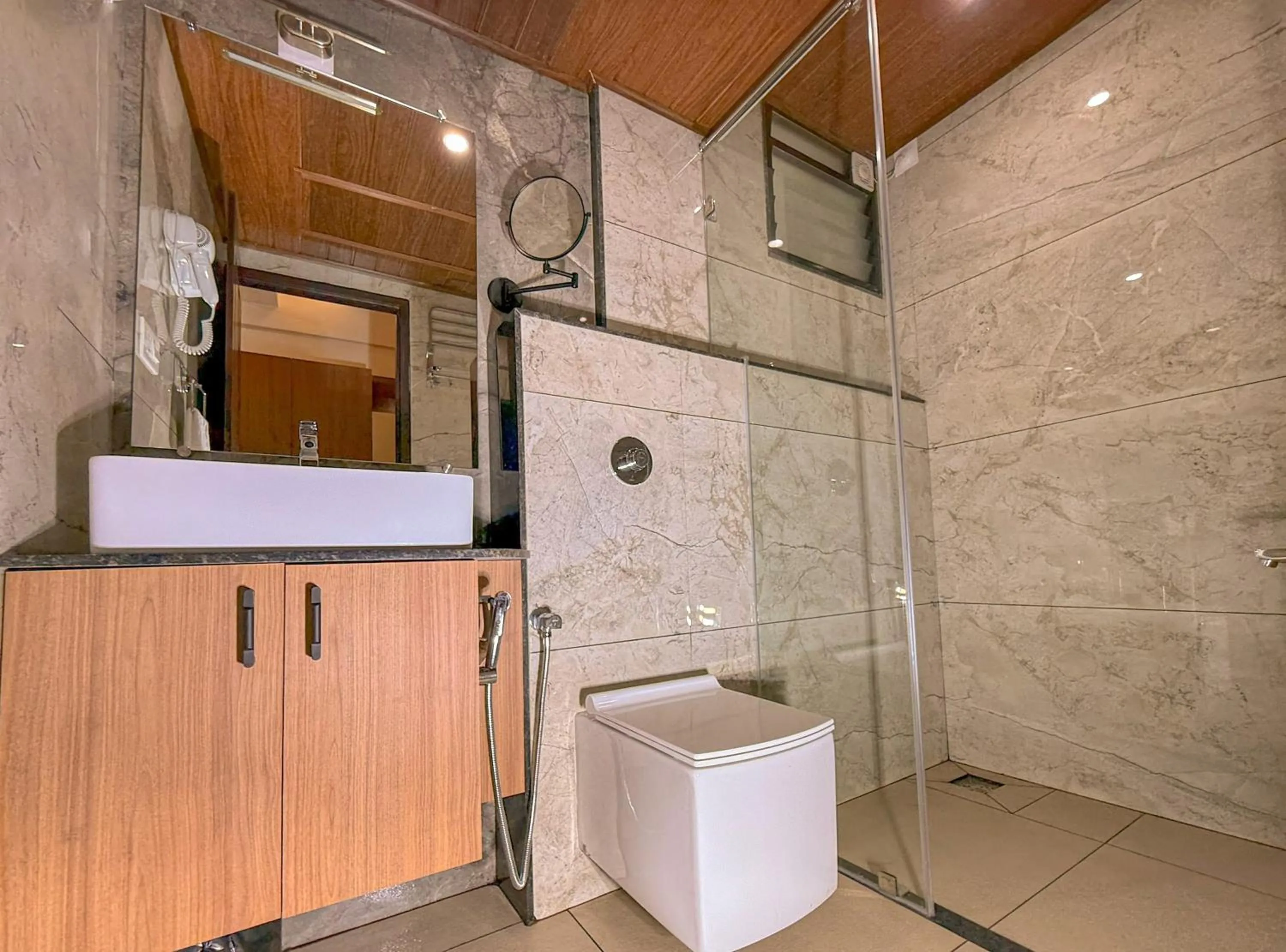 Shower in Hotel Coastal Palace