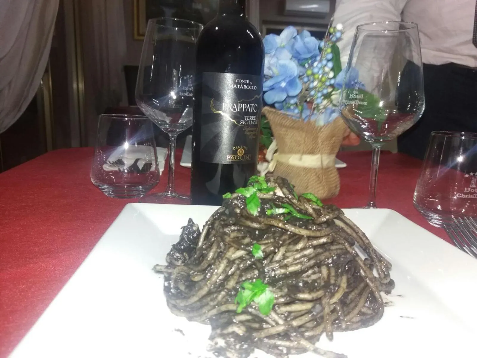 Restaurant/places to eat in ChrisMare Hotel