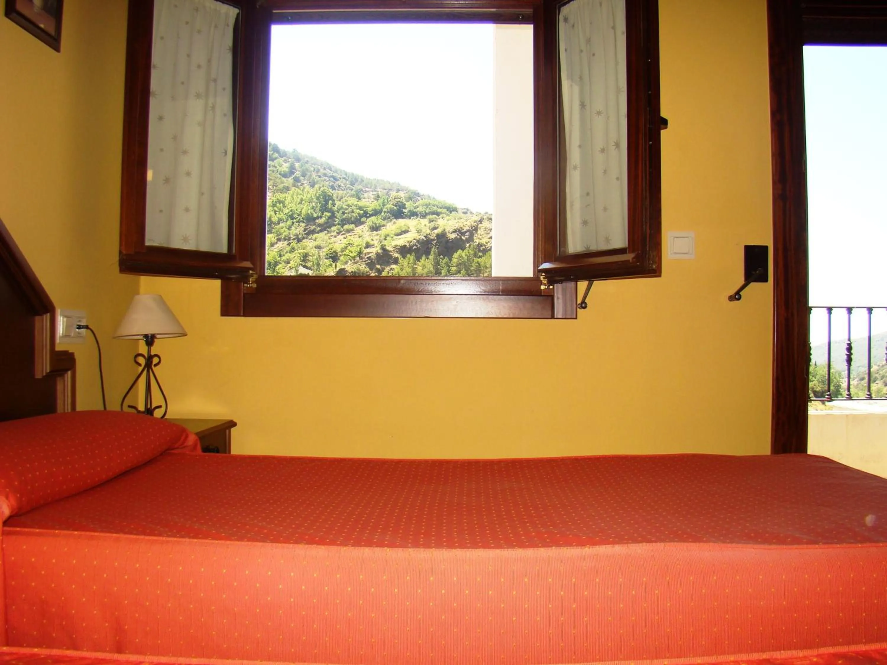 Bed in Hotel Rural Pepe Alvarez