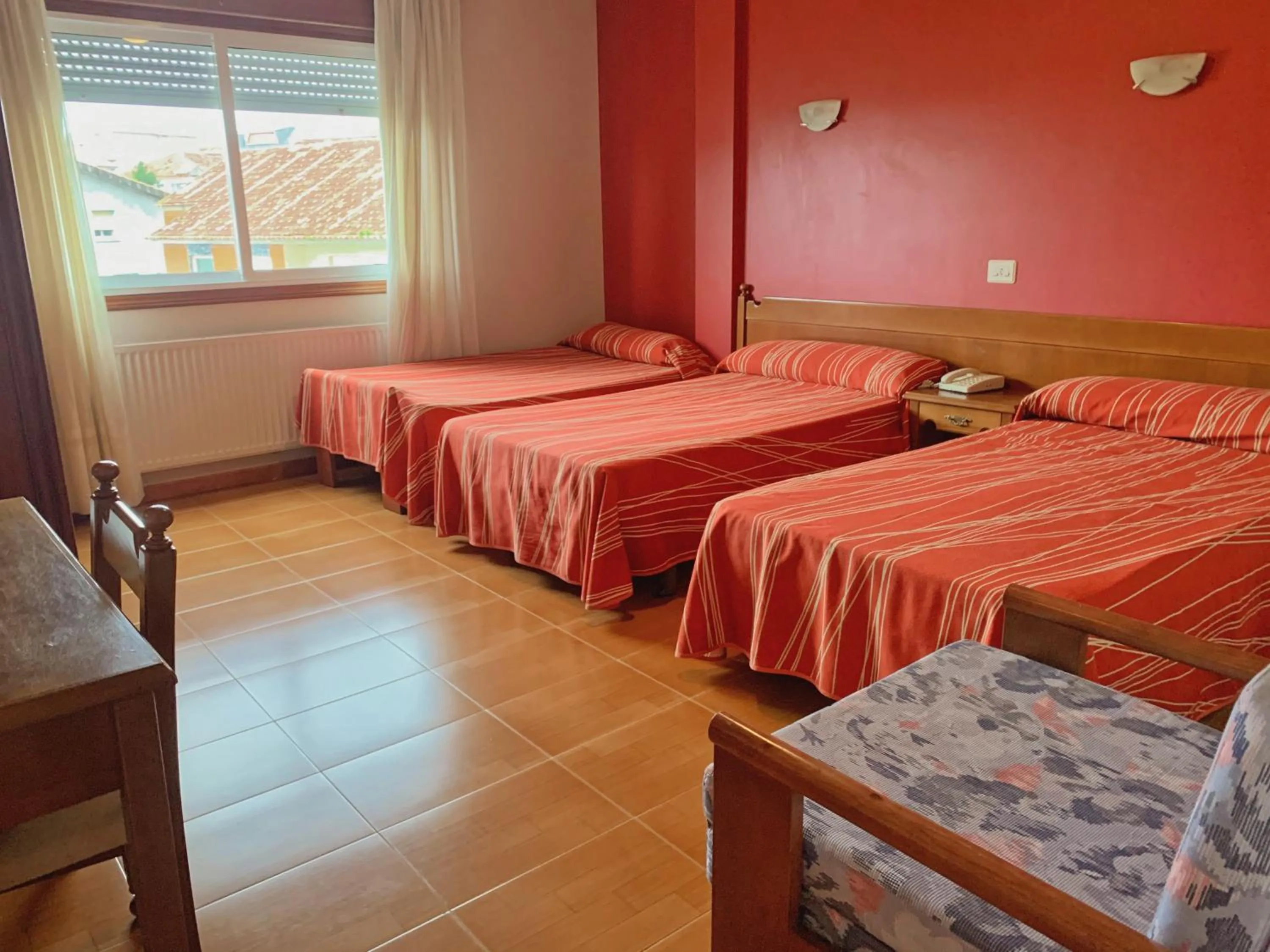 bunk bed, Bed in Hostal Las Vegas