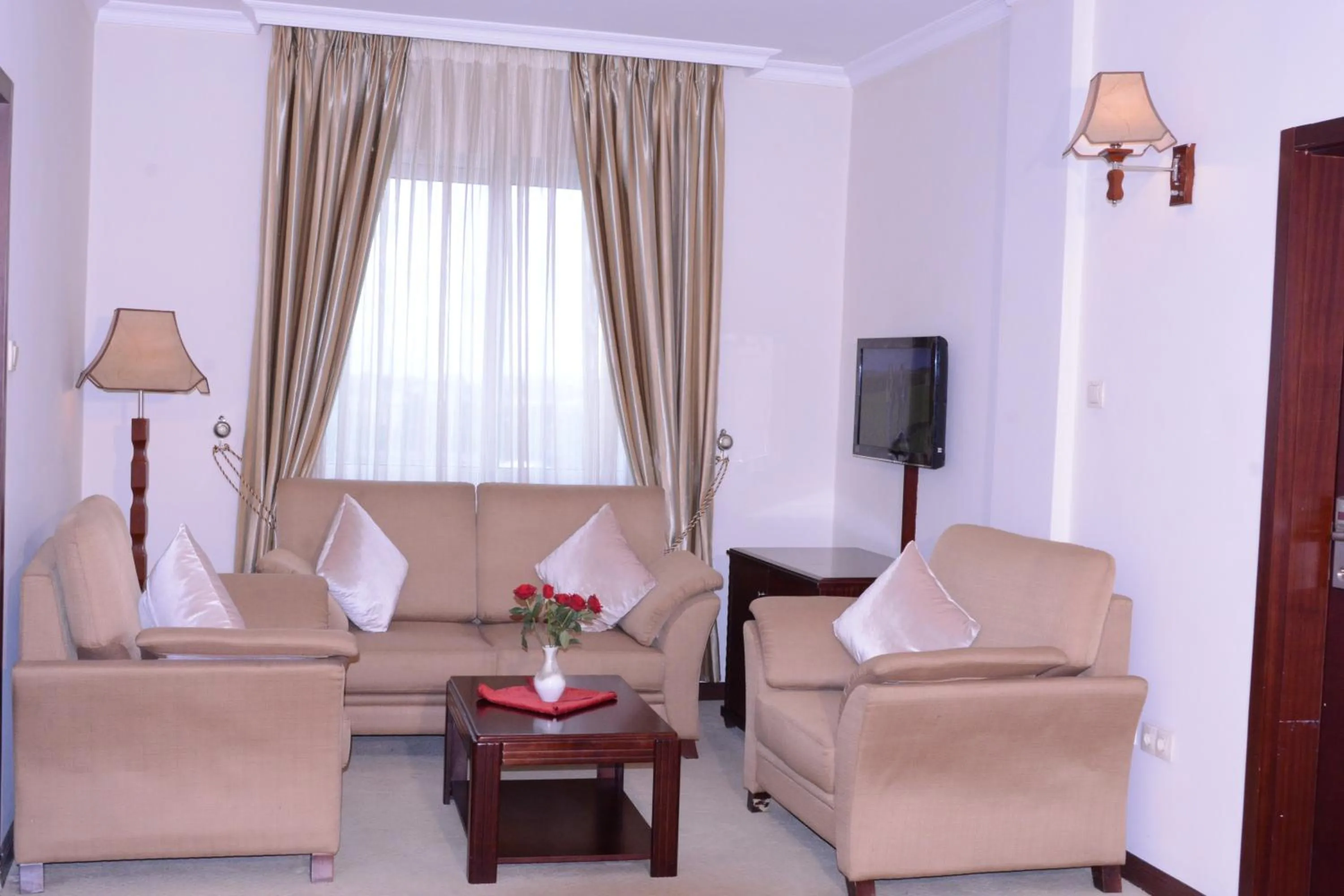 Seating area in Debredamo Hotel