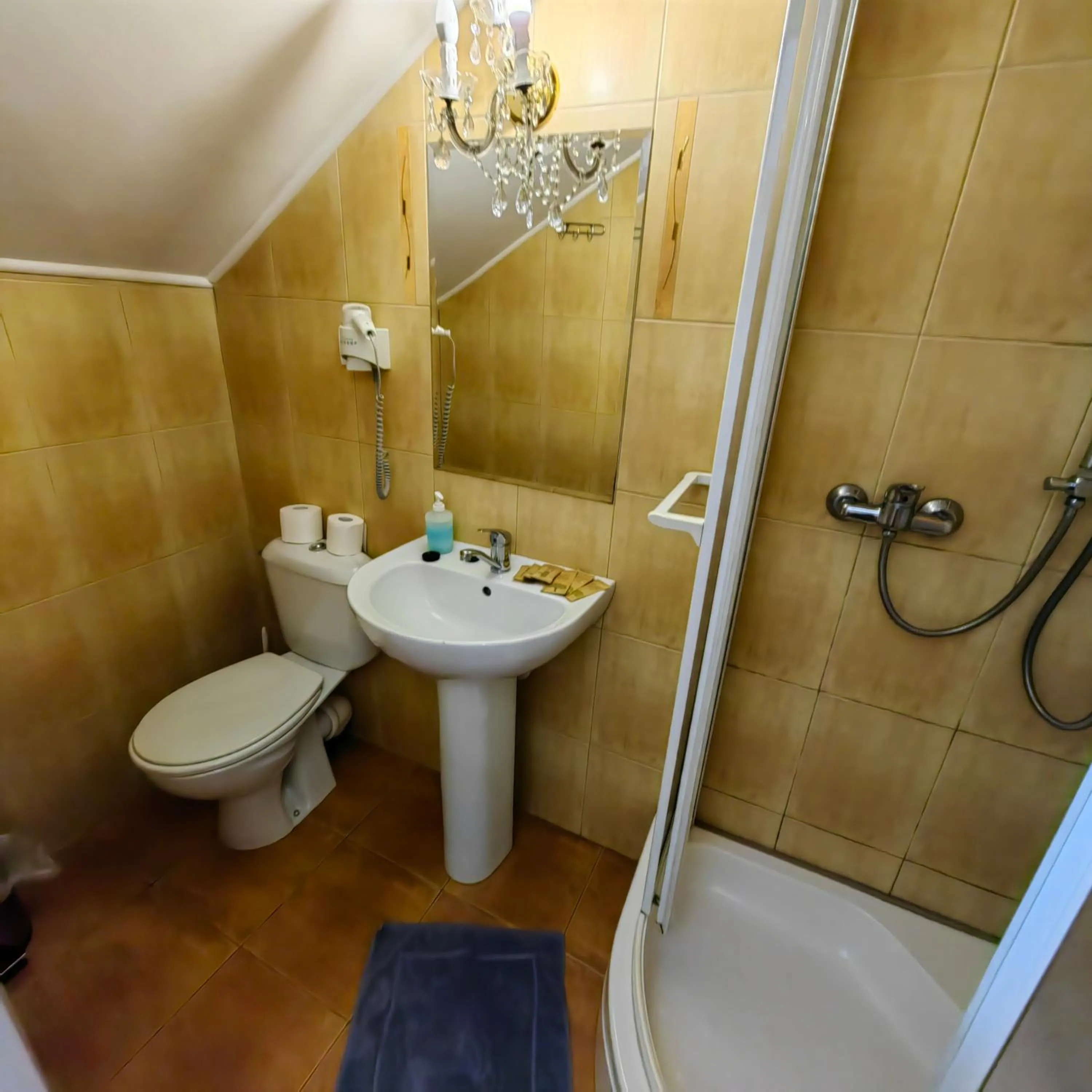 Bathroom in Dworek Wola Ociecka