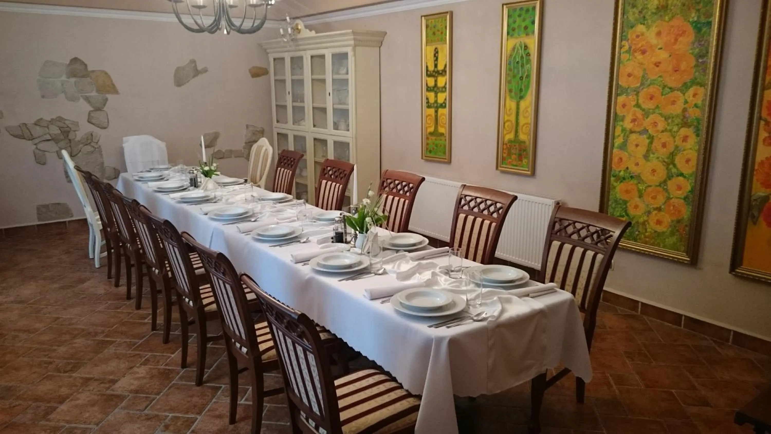 Restaurant/Places to Eat in Dworek Wola Ociecka