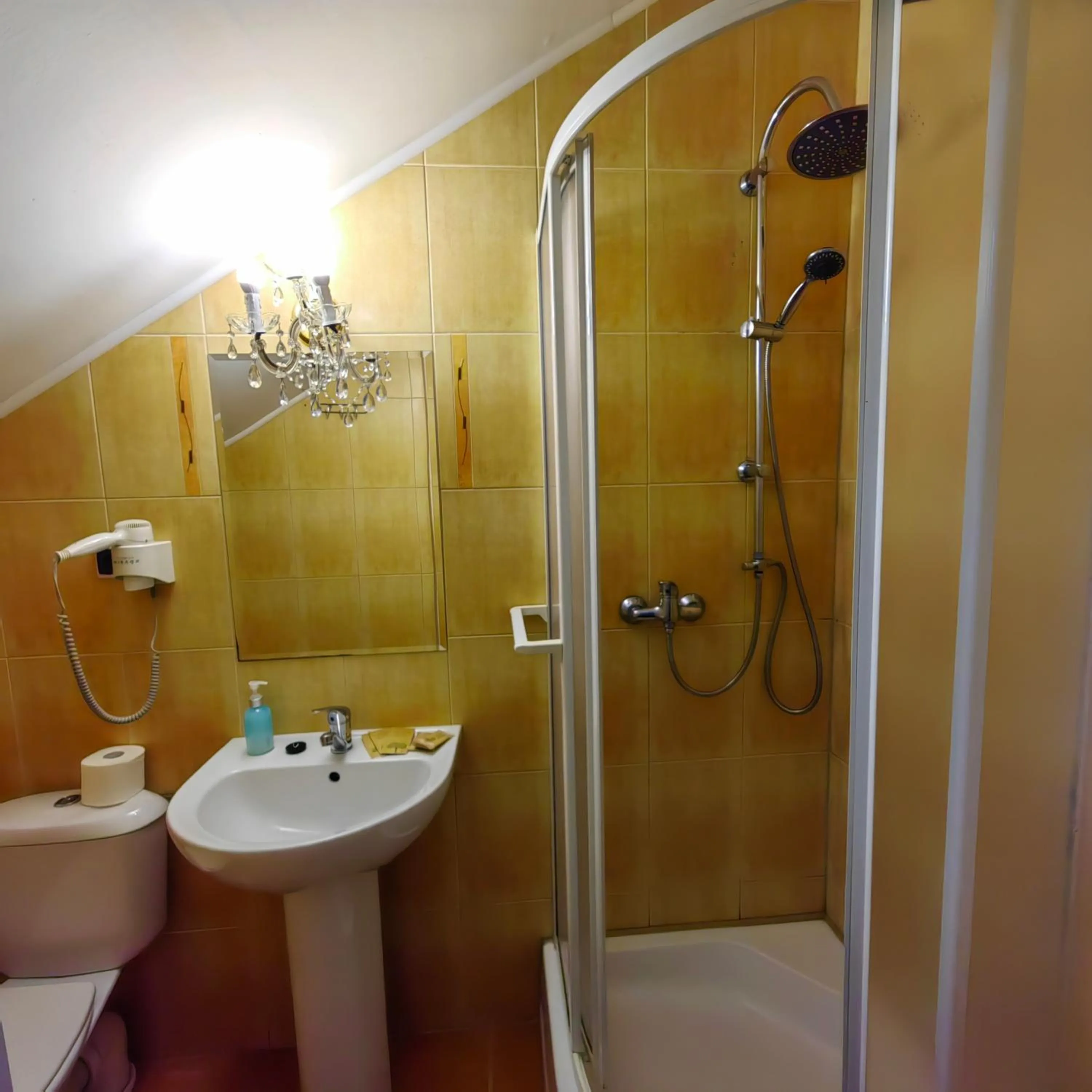 Bathroom in Dworek Wola Ociecka