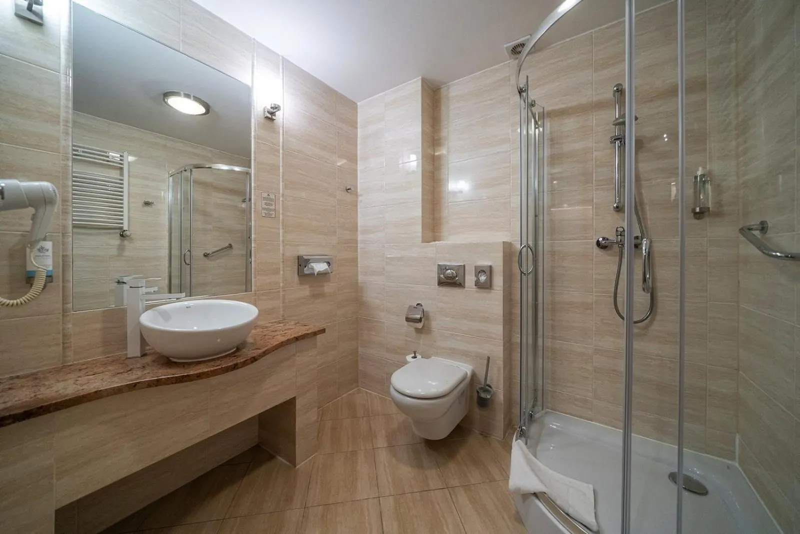 Shower in Hotel Stok