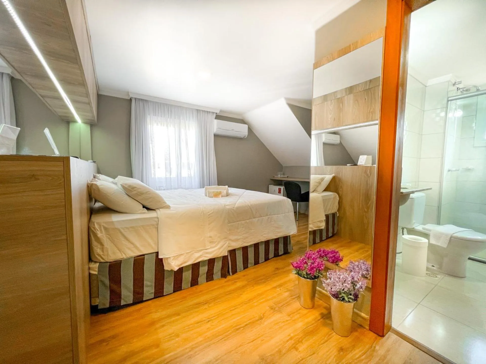 Bedroom, Bed in Pousada Viena