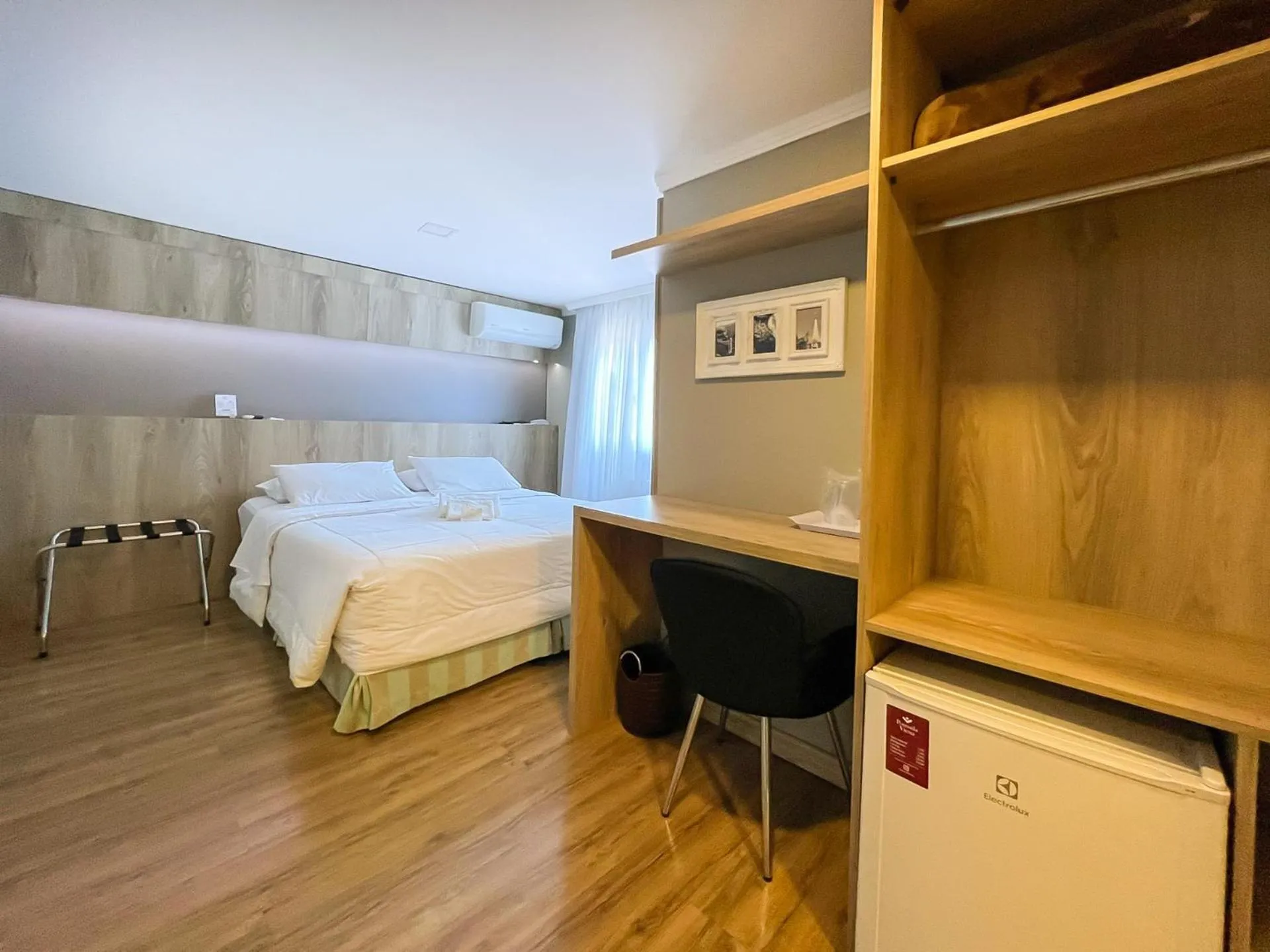 View (from property/room), Bed in Pousada Viena