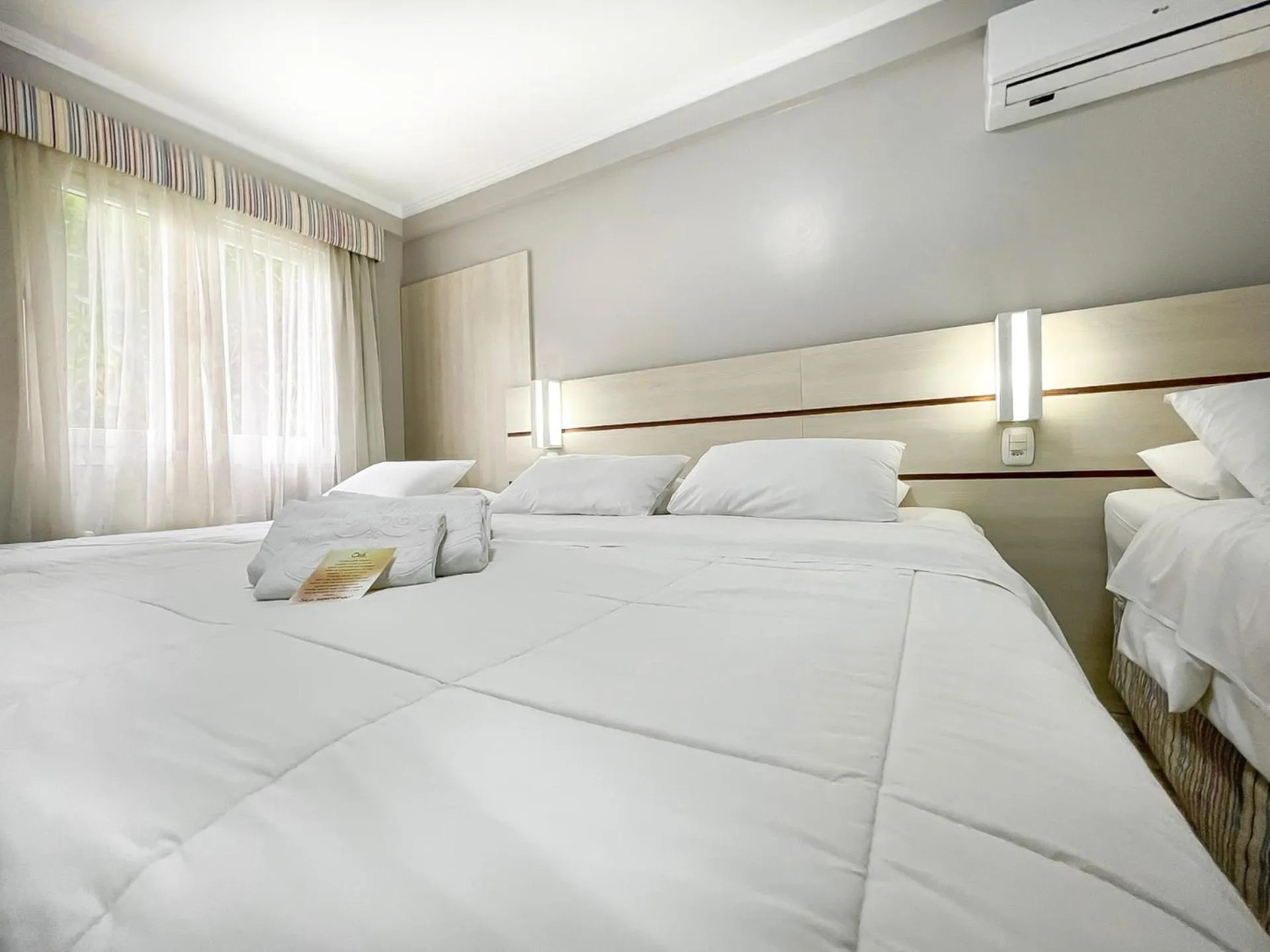 Bed in Pousada Viena