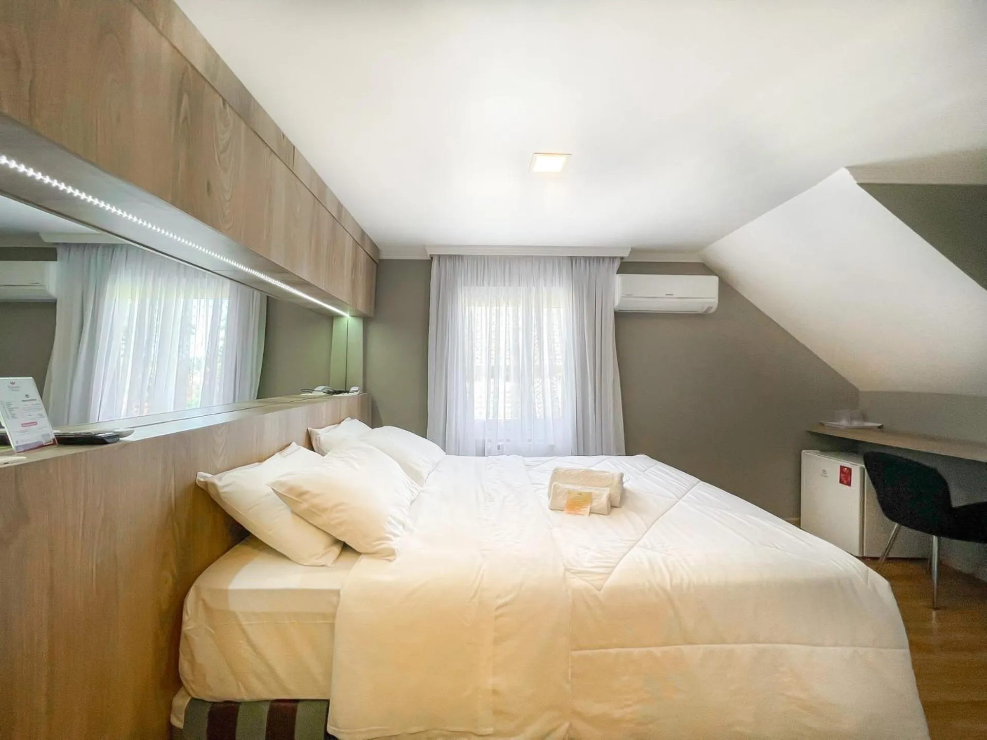 Bedroom, Bed in Pousada Viena