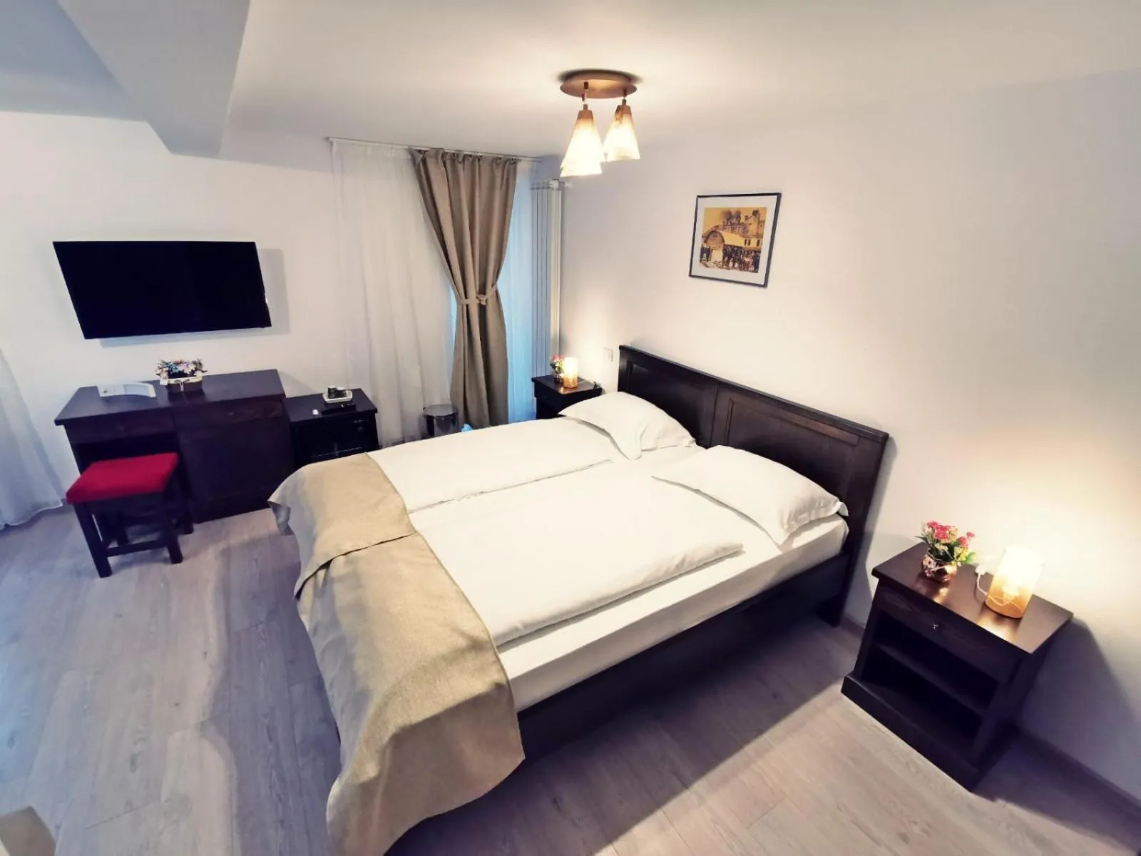 Bed in Complex Parc Pini Moinesti