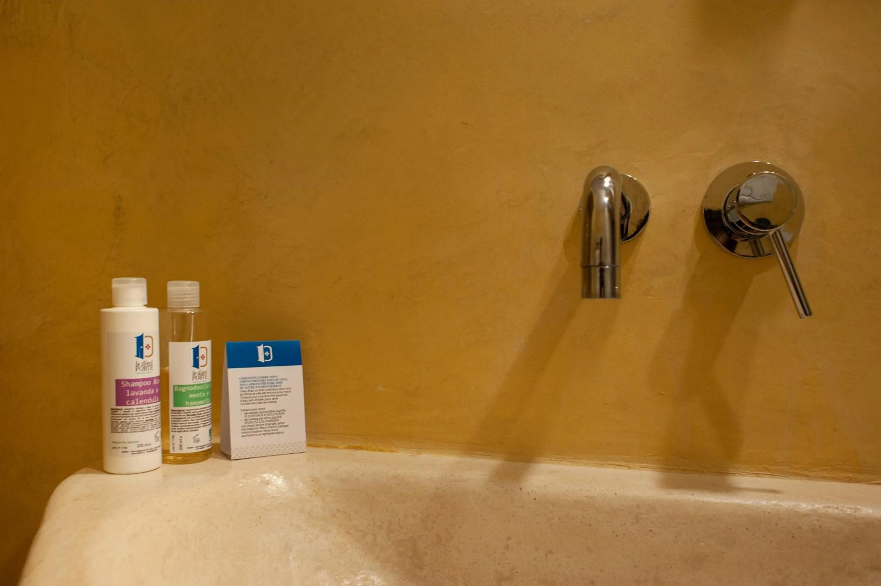 Bathroom in Le Dieci Porte