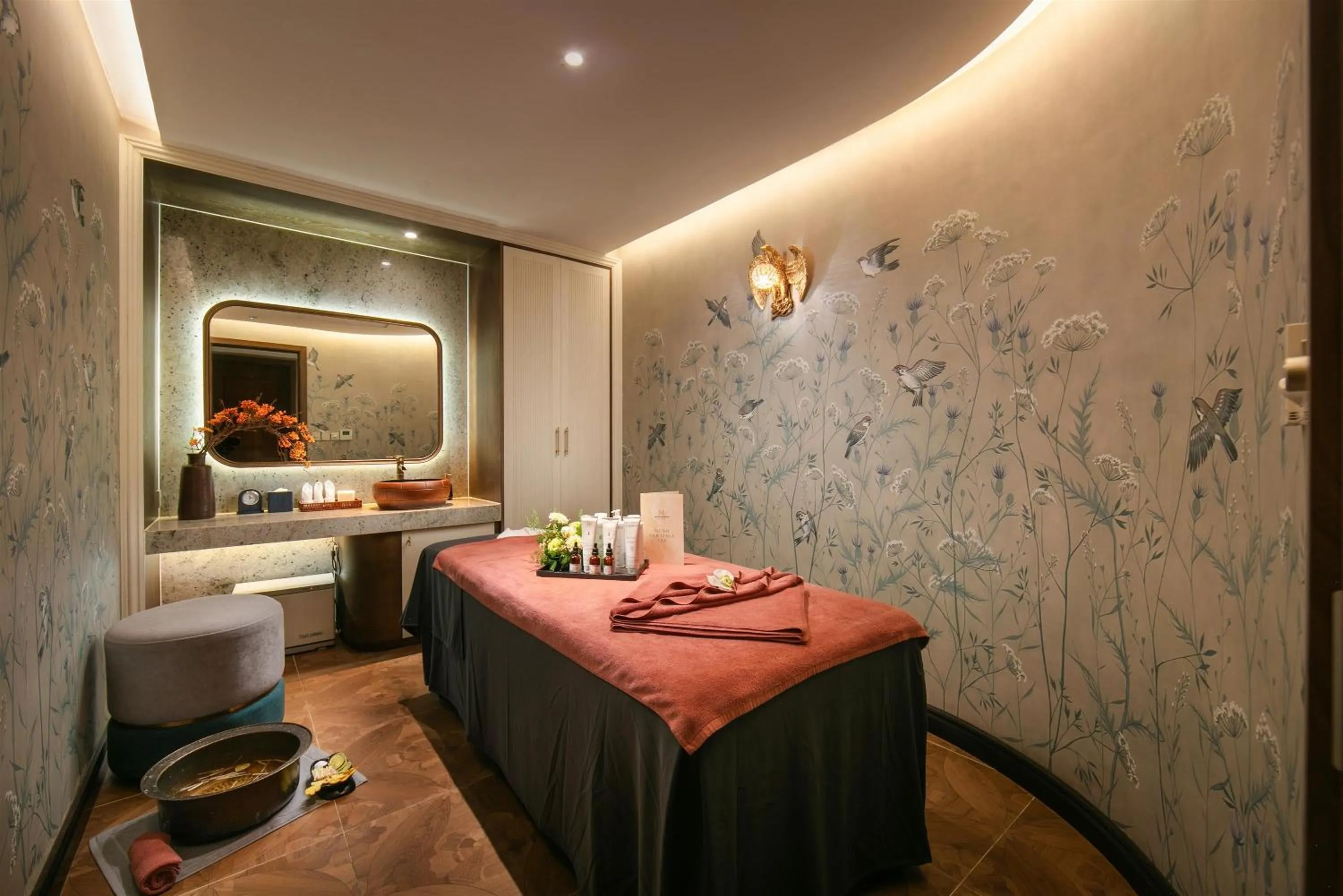 Spa and wellness centre/facilities in Heritage Ham Long Hotel and Spa