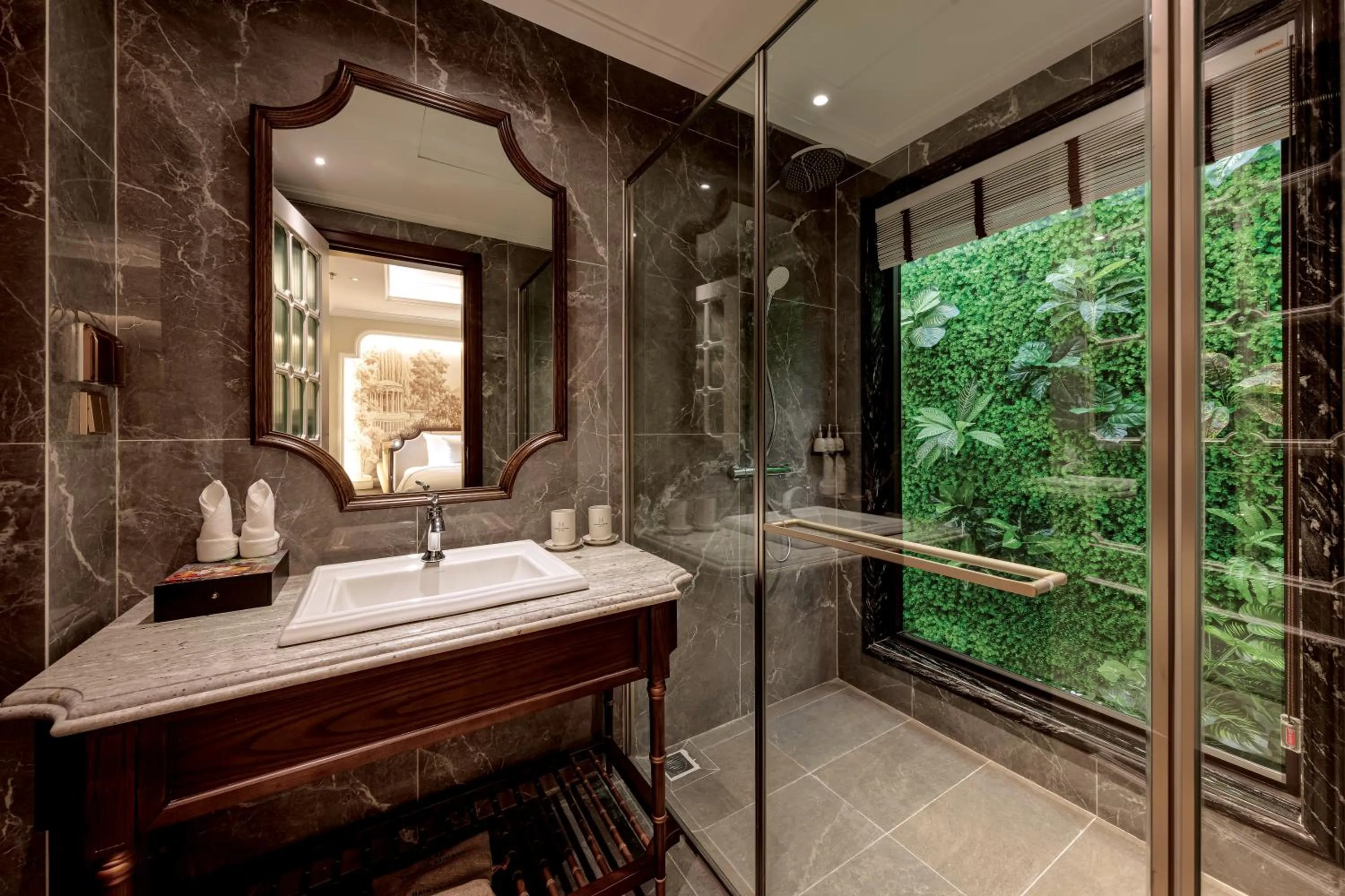 Bathroom in Heritage Ham Long Hotel and Spa