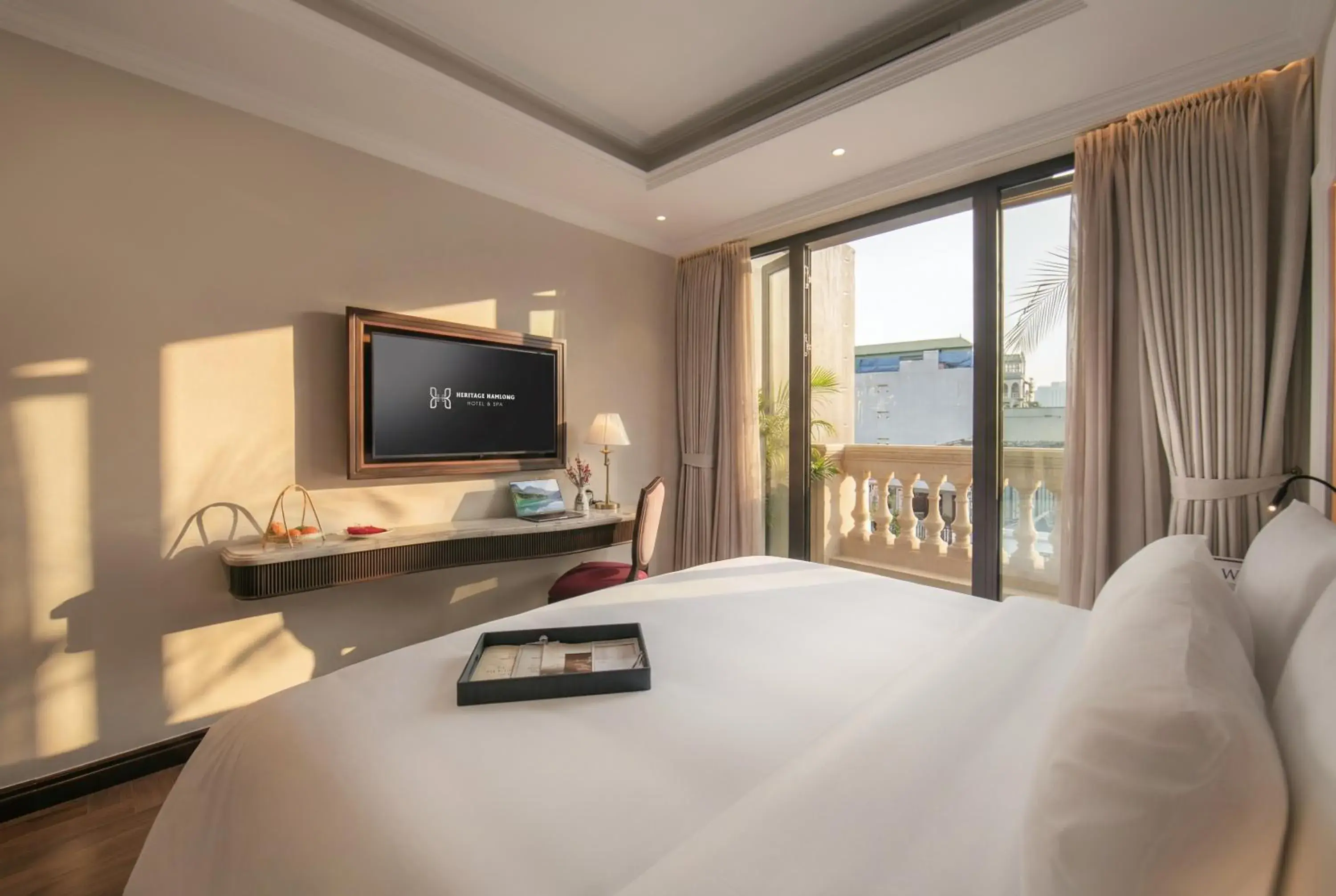 Balcony Deluxe Room in Heritage Ham Long Hotel and Spa Balcony Deluxe Room in Heritage Ham Long Hotel and Spa