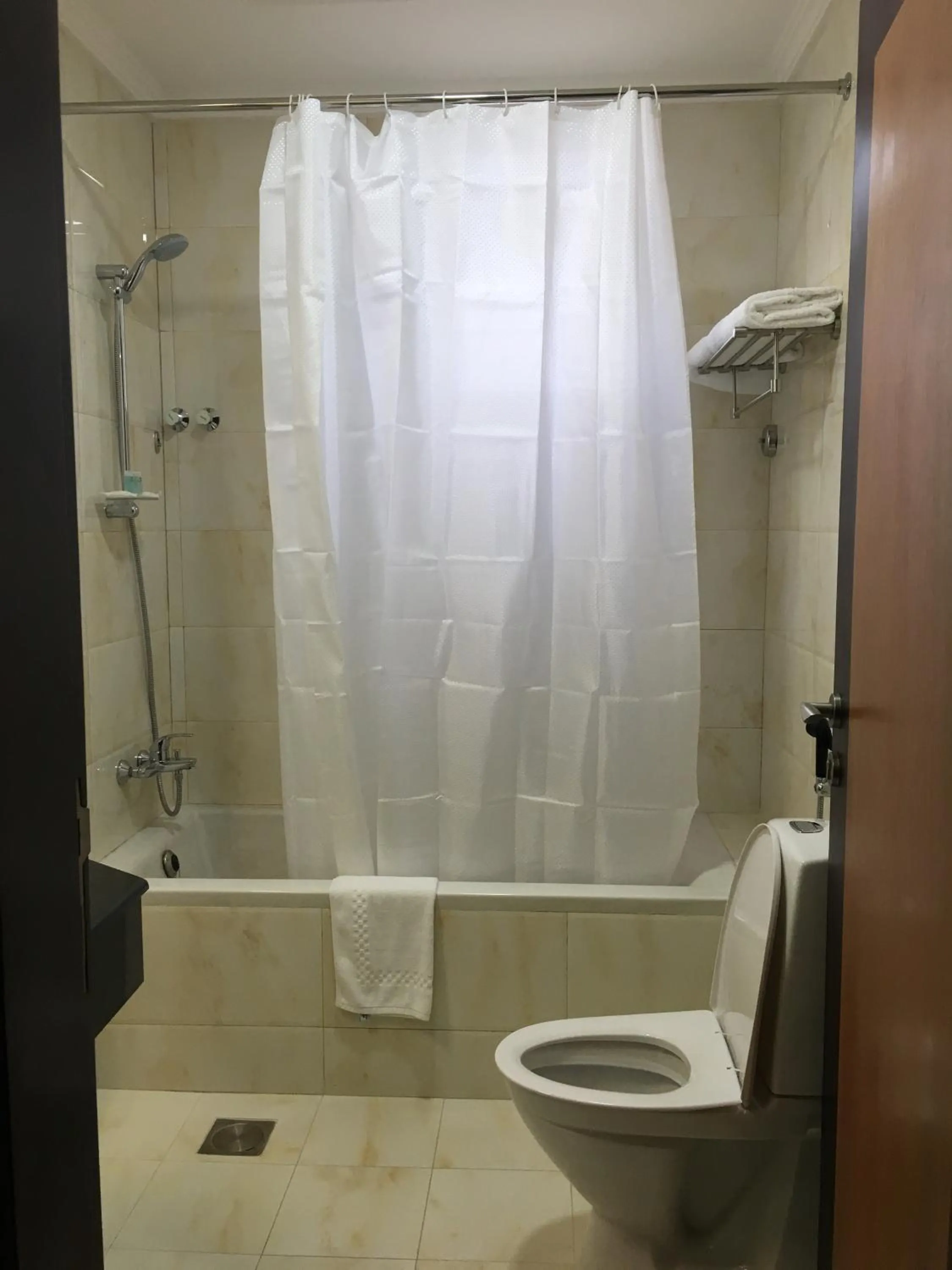 Bathroom in Muscat International Hotel Plaza