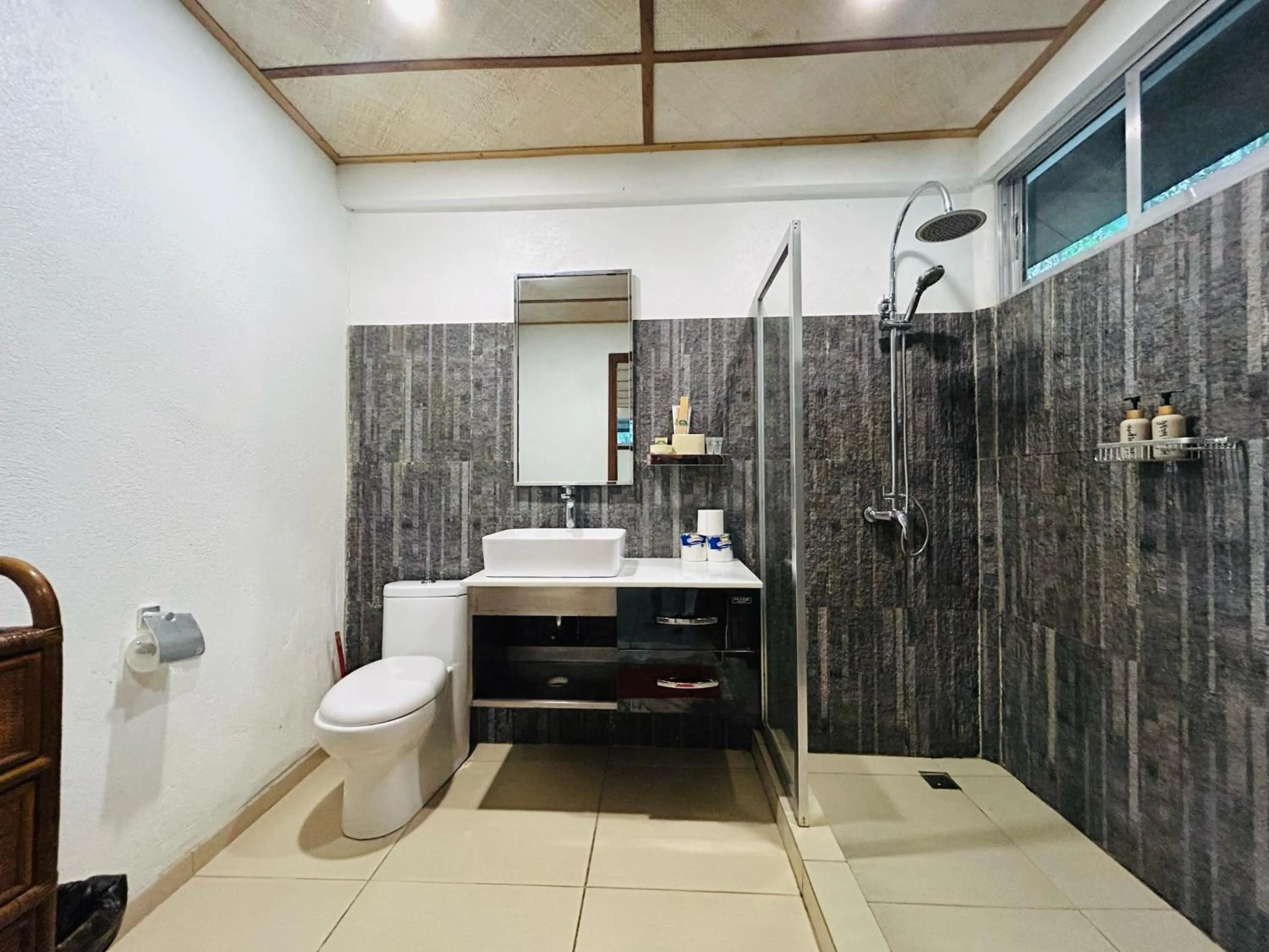 Chindonan Dive and Beach Resort