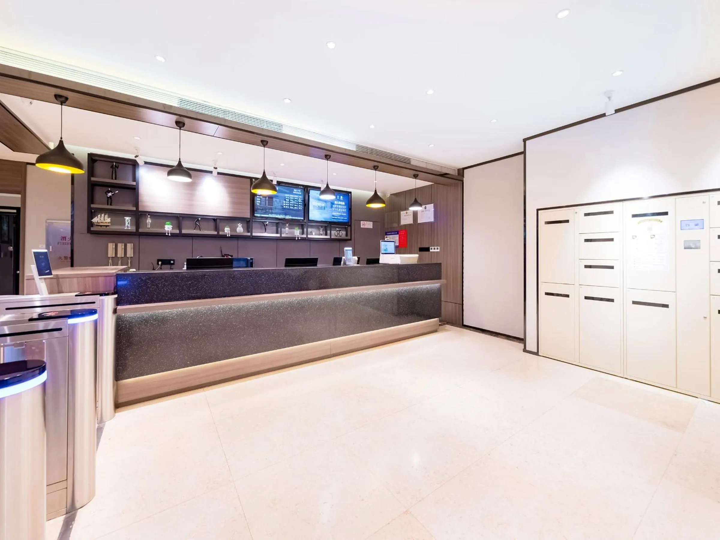 Property building in Hanting Hotel Beijing Qianmen Street