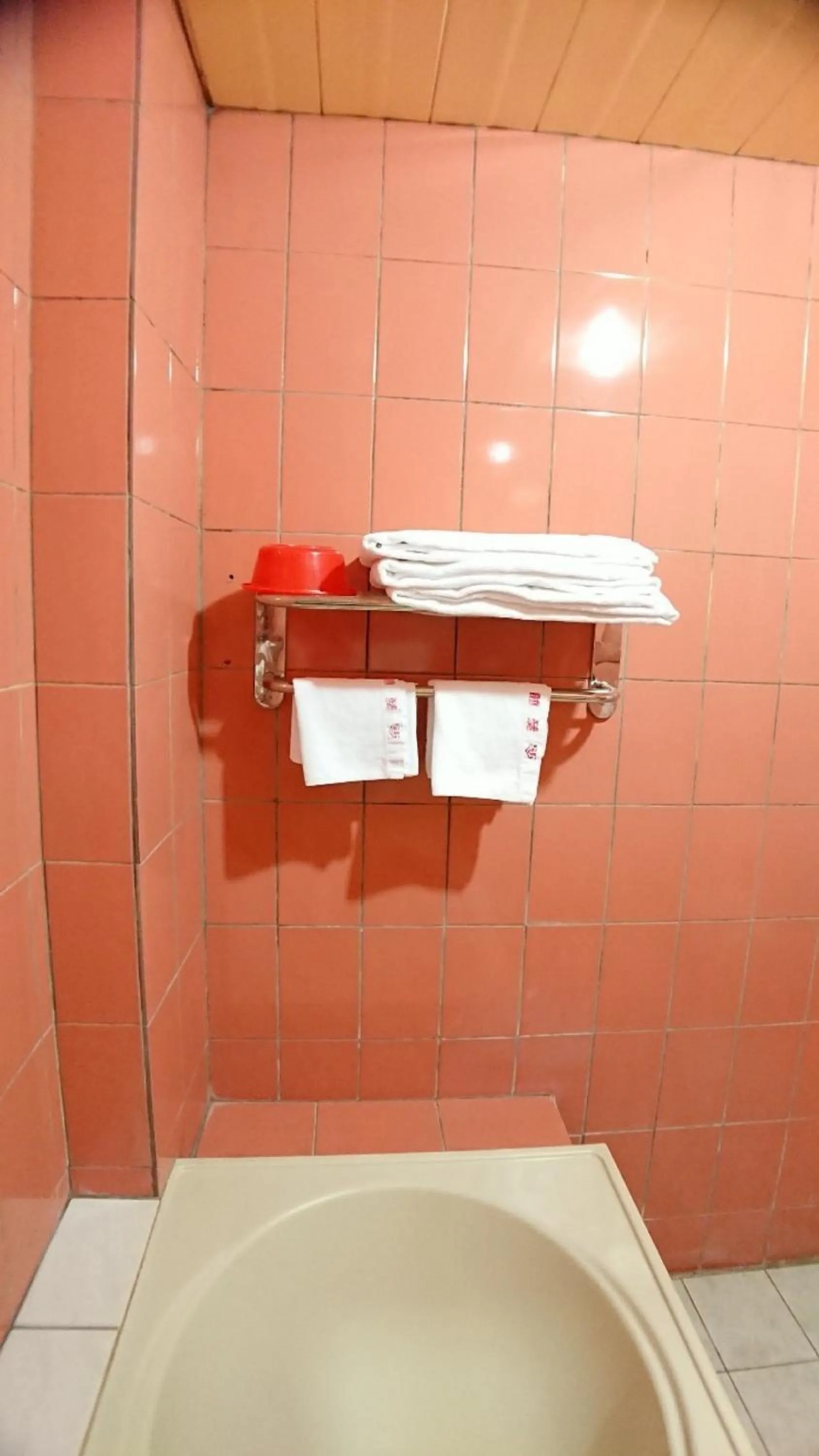 Bathroom in Yes Hotel