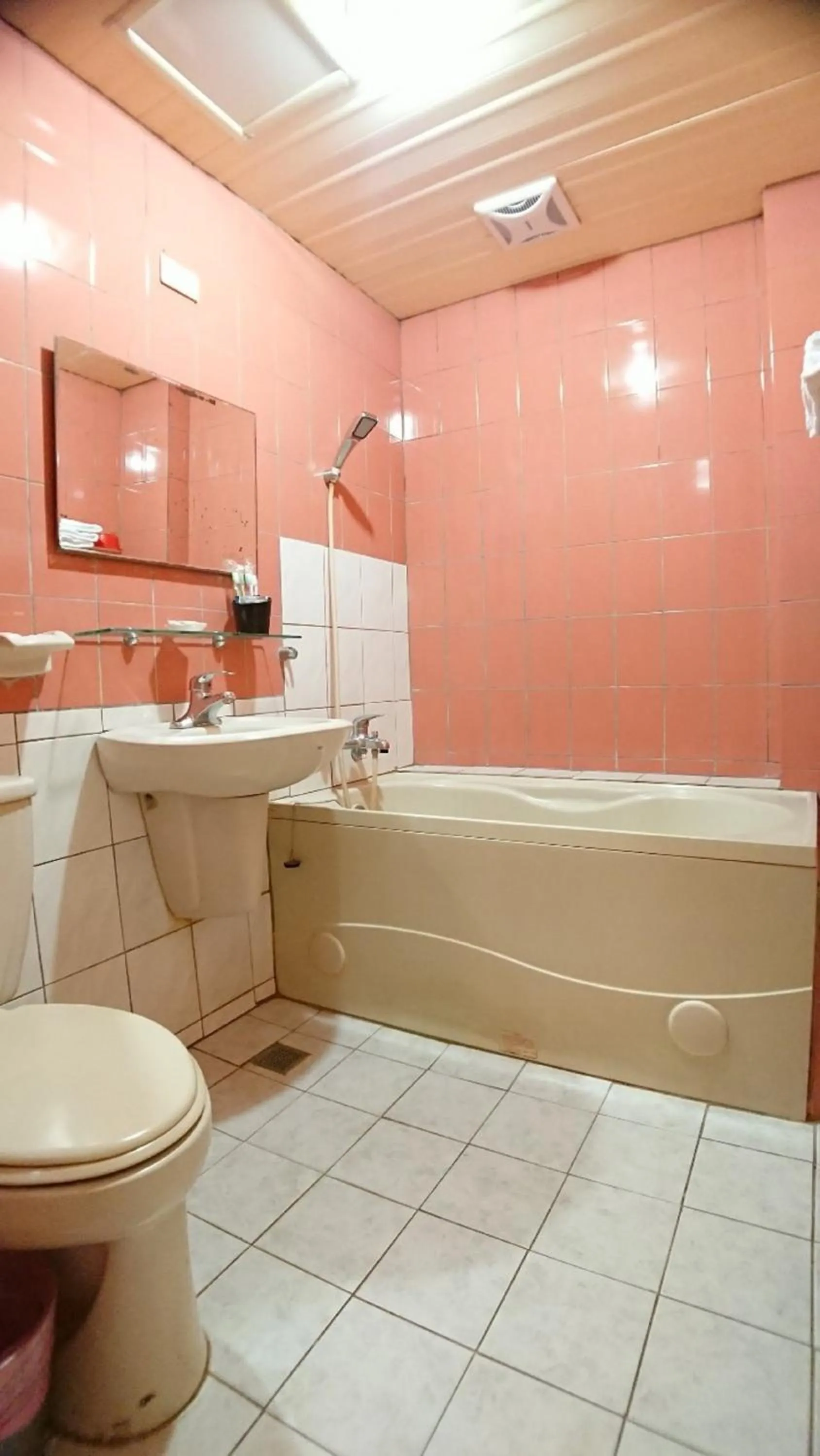 Bathroom in Yes Hotel