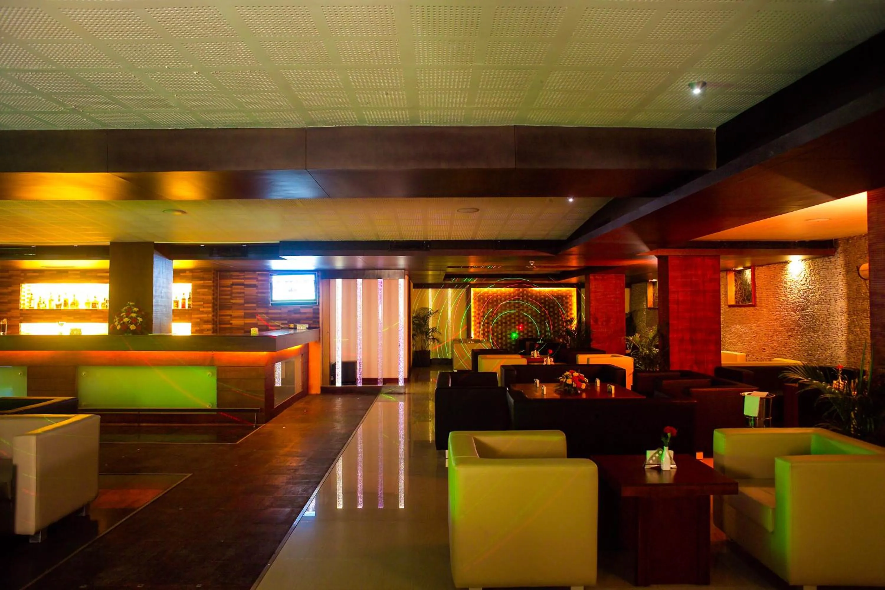 Lounge or bar in Park Connect