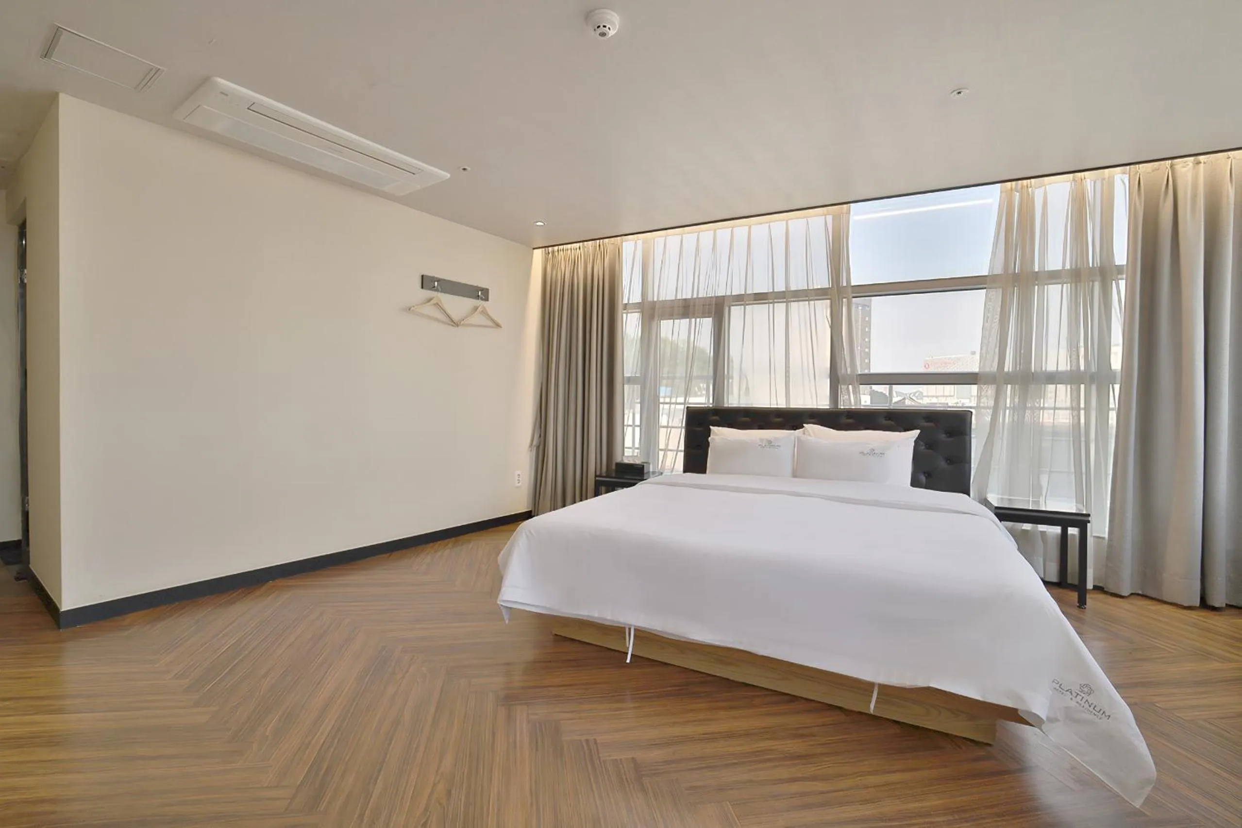 Bed in Busan Platinum Hotel Nampo