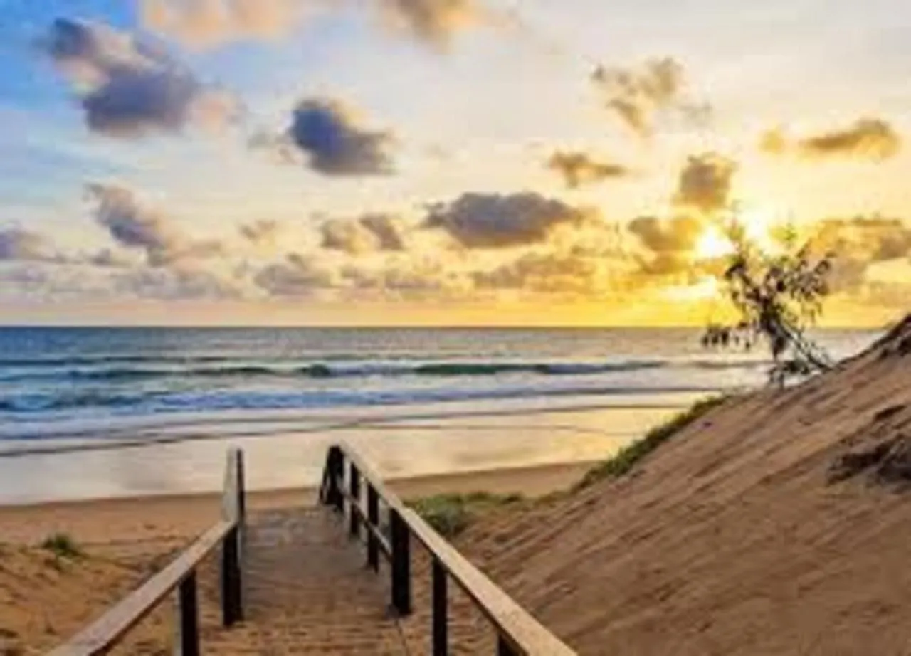 Beach in Agnes Palms Motel