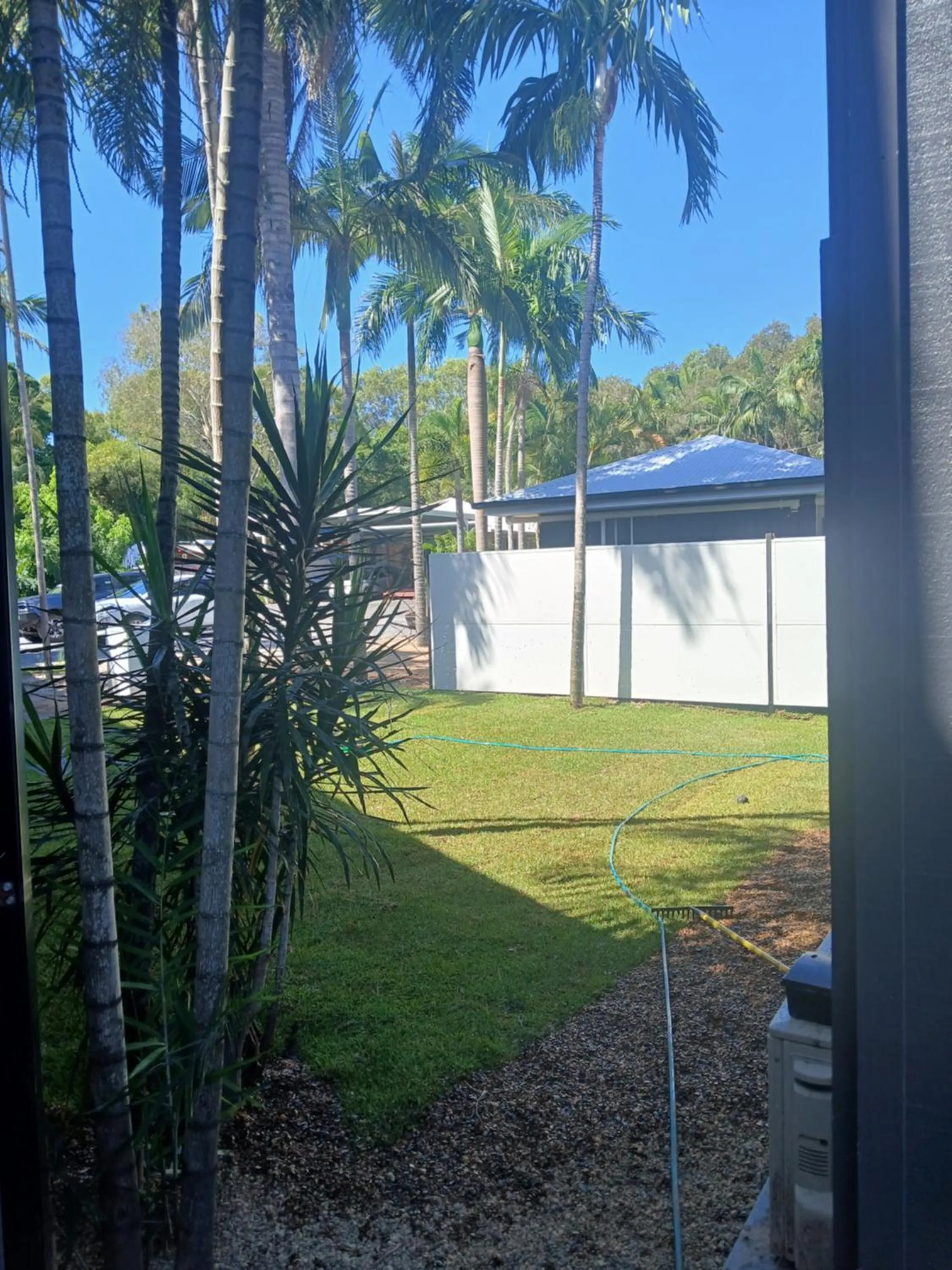 Property building in Agnes Palms Motel