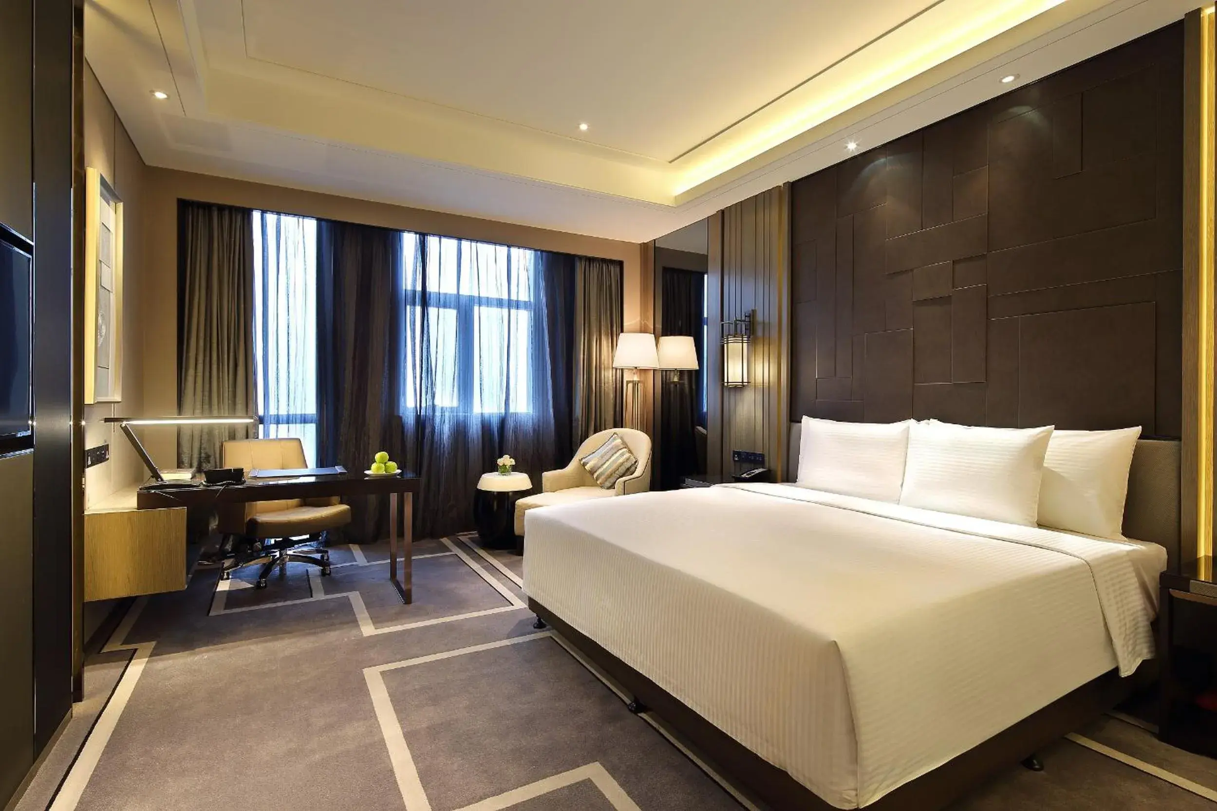 Deluxe King Room in Wanda Realm Hotel Dongying Deluxe King Room in Wanda Realm Hotel Dongying