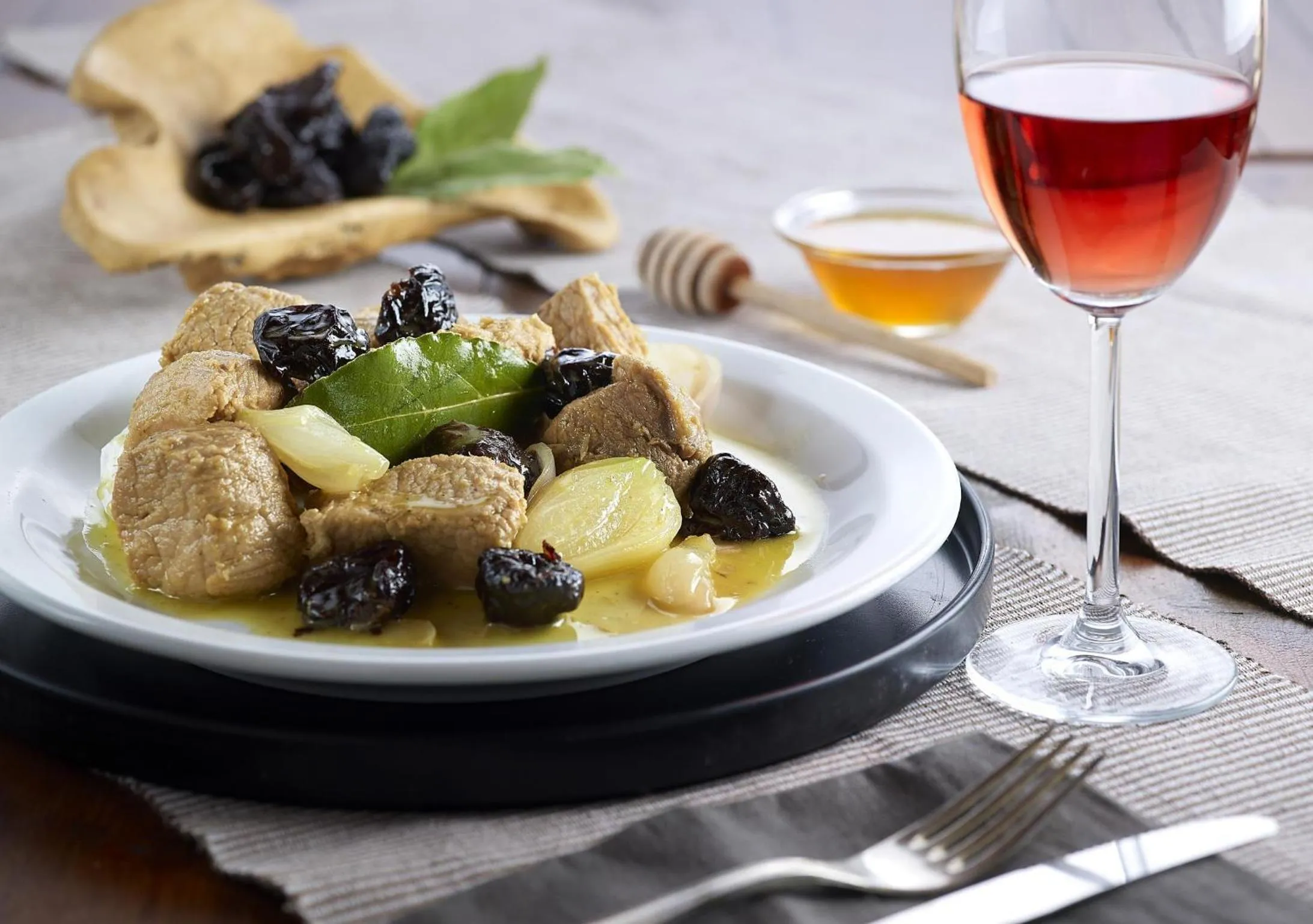 Restaurant/places to eat in Country Hotel Velani