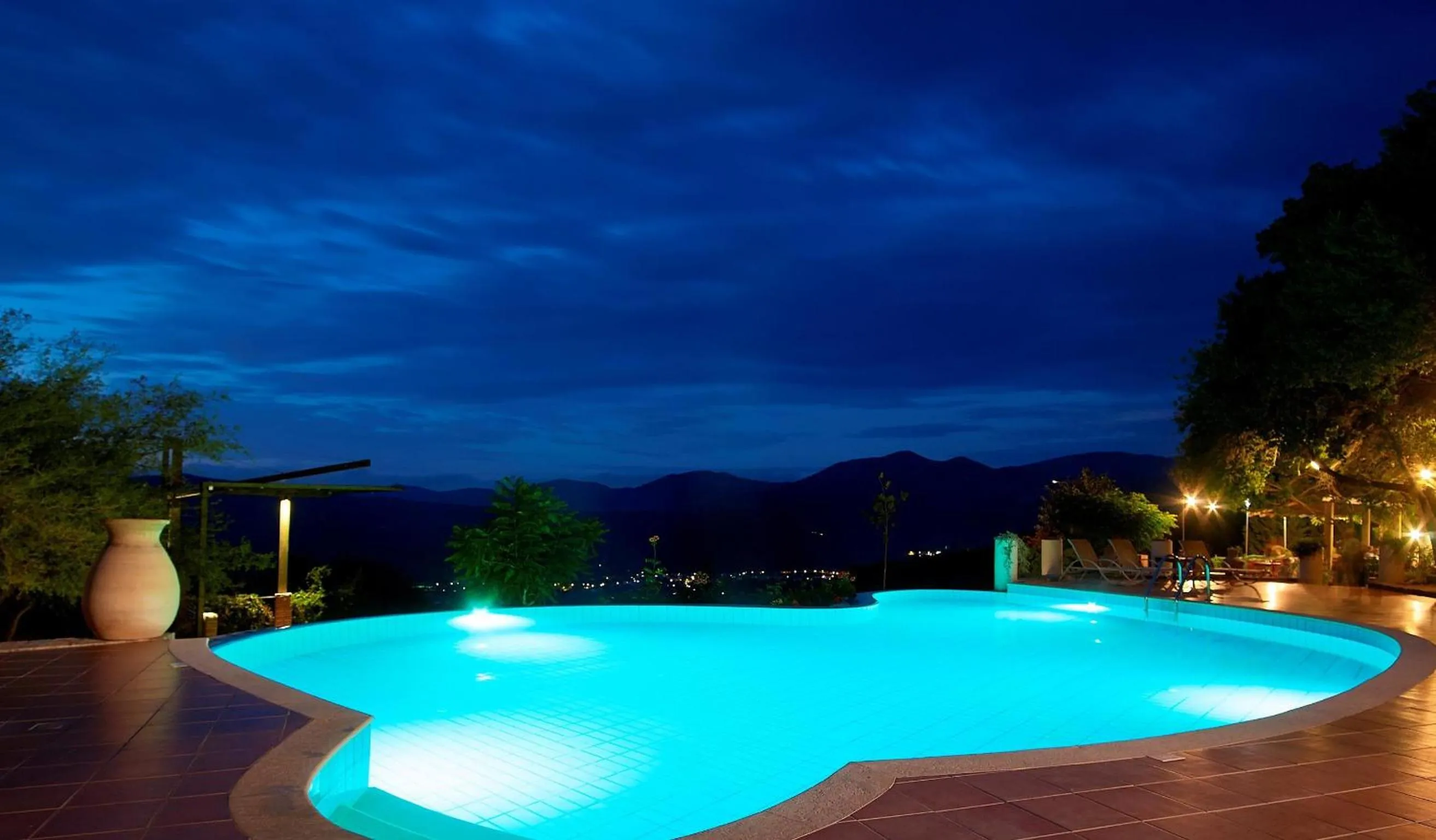 Night in Country Hotel Velani