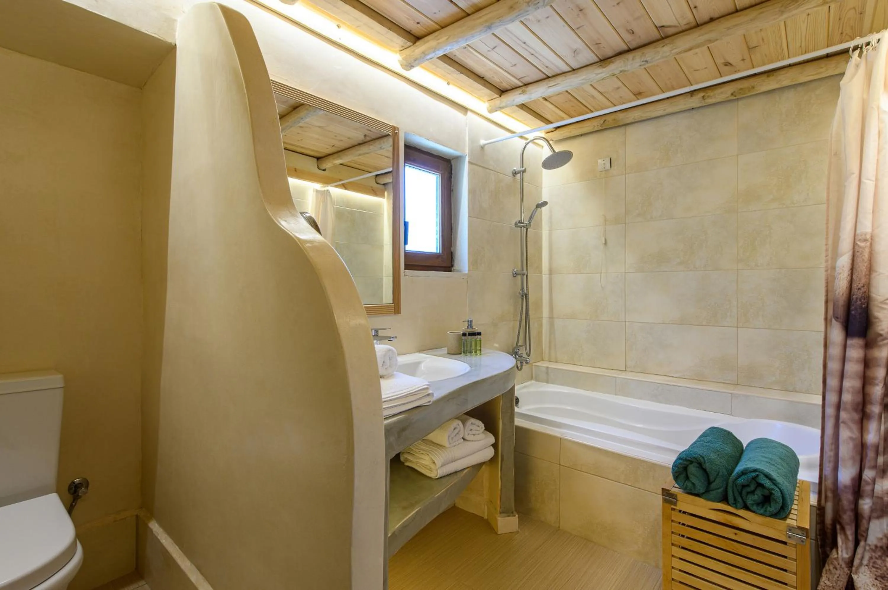 Bathroom in Country Hotel Velani