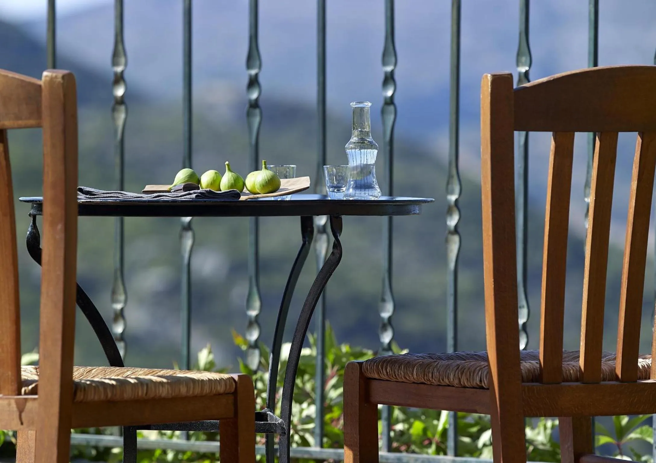 Restaurant/places to eat in Country Hotel Velani