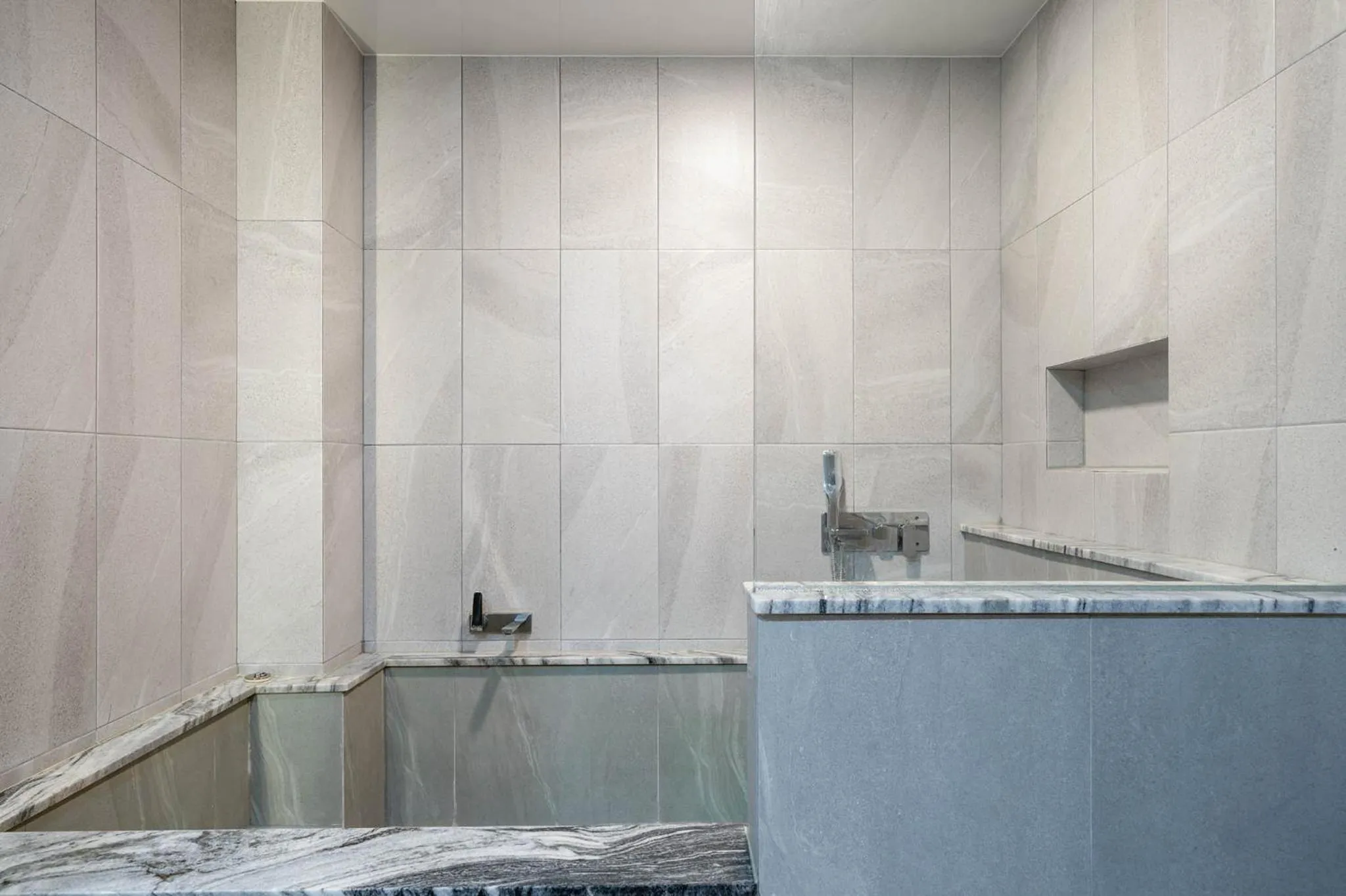 Bathroom in Firenze Tourist Hotel