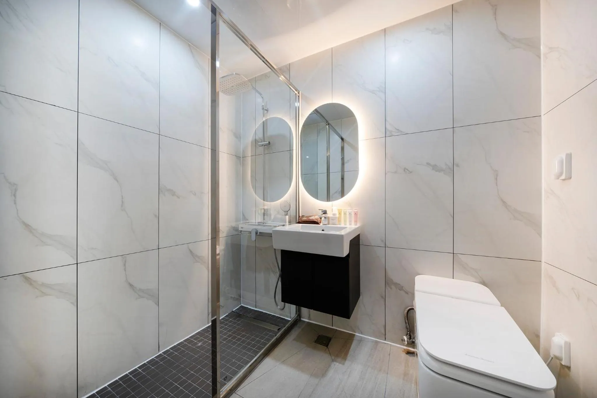 Bath in Firenze Tourist Hotel