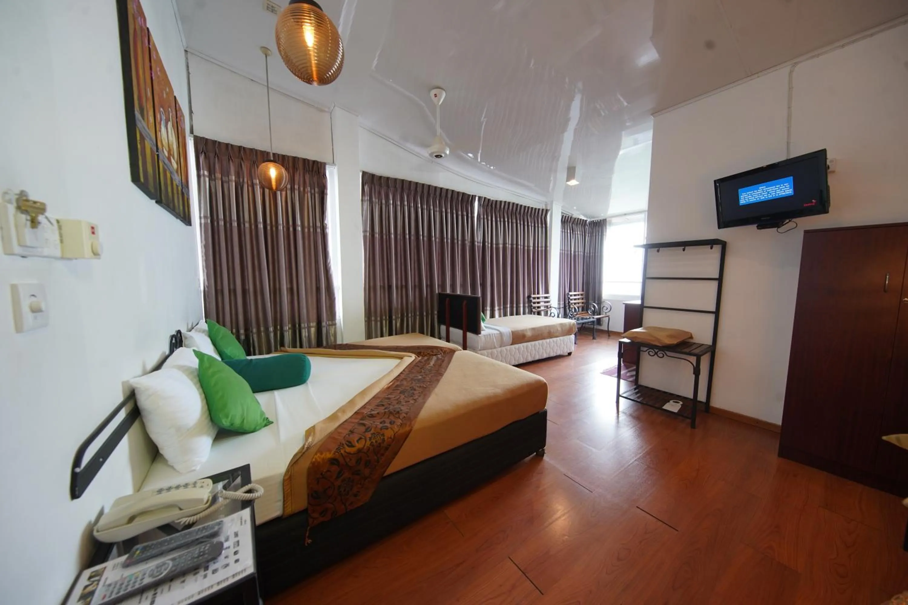 Bedroom, Bed in Olympus Plaza Hotel