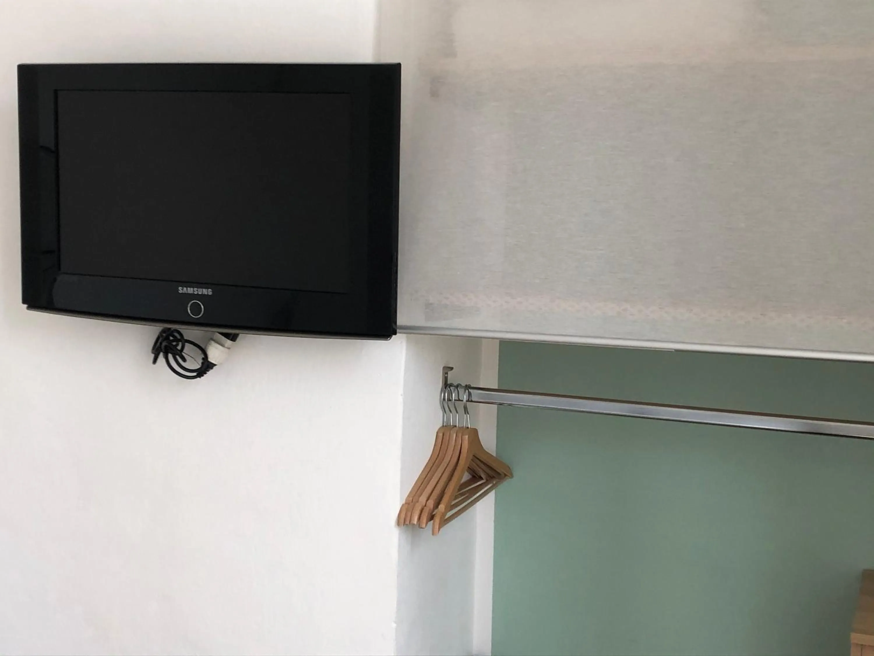 TV and multimedia in La Terrazza Di Arturo Guest House