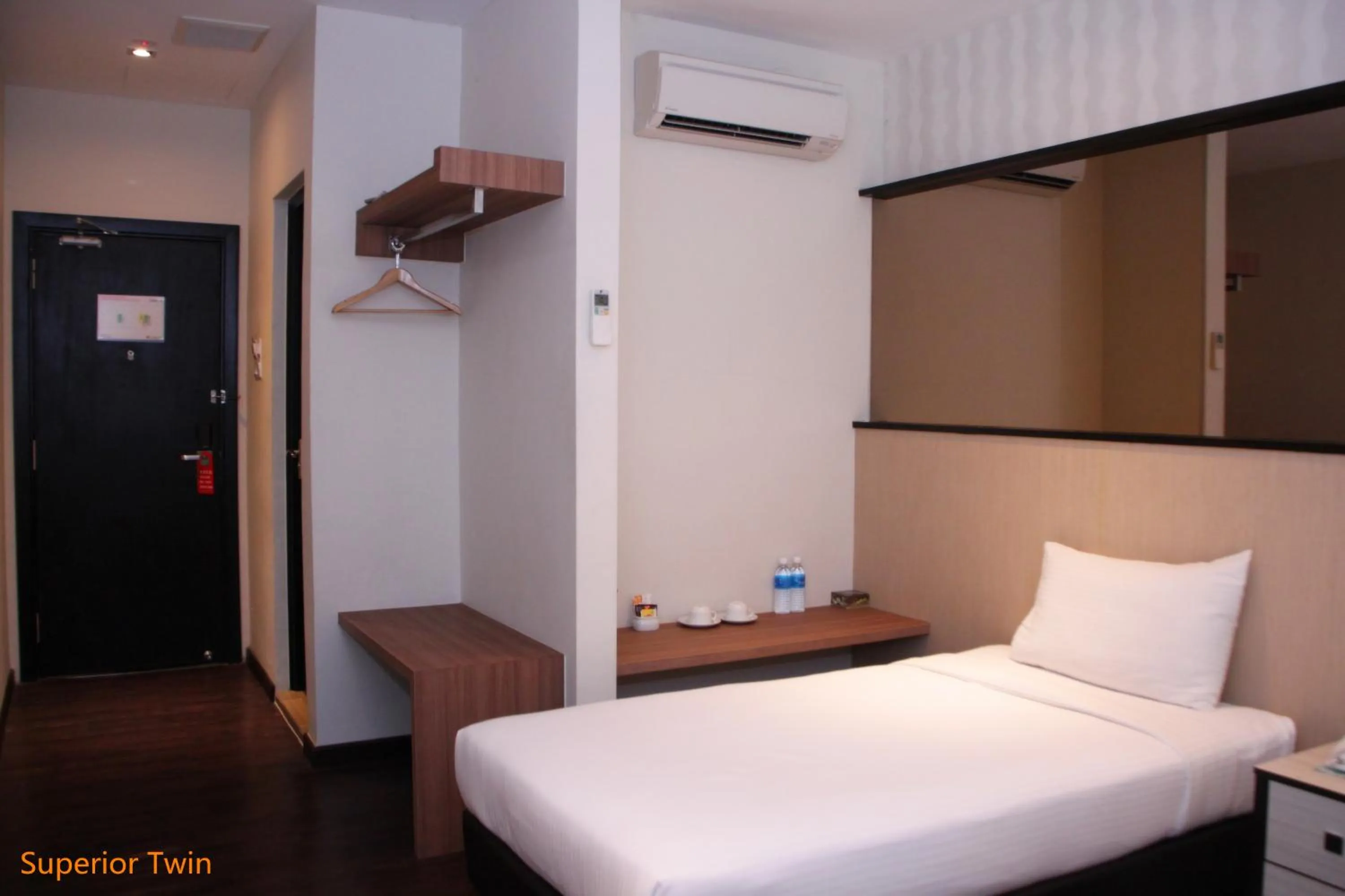 Bedroom, Bed in D Elegance Hotel Nusajaya