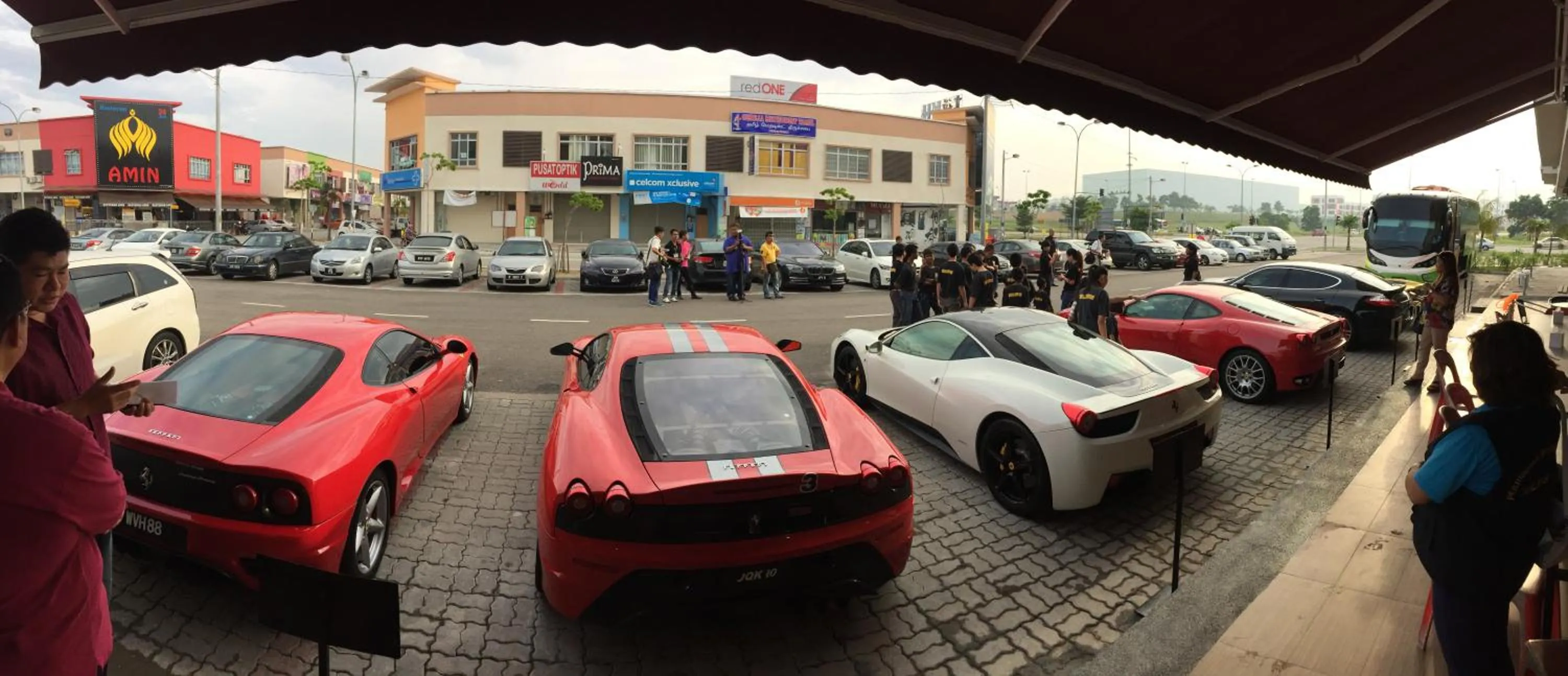 Entertainment in D Elegance Hotel Nusajaya