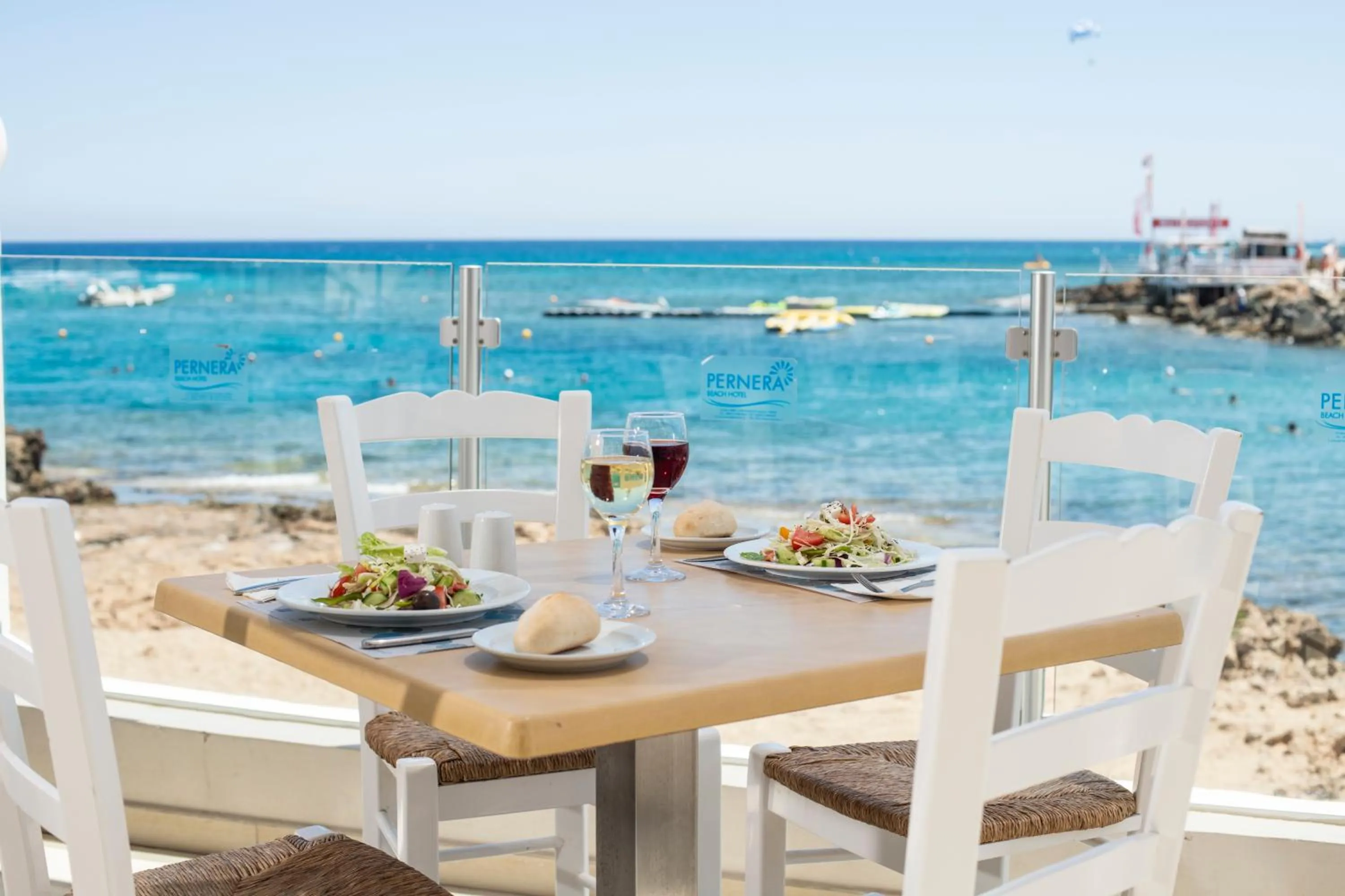 Food and drinks in Pernera Beach Hotel