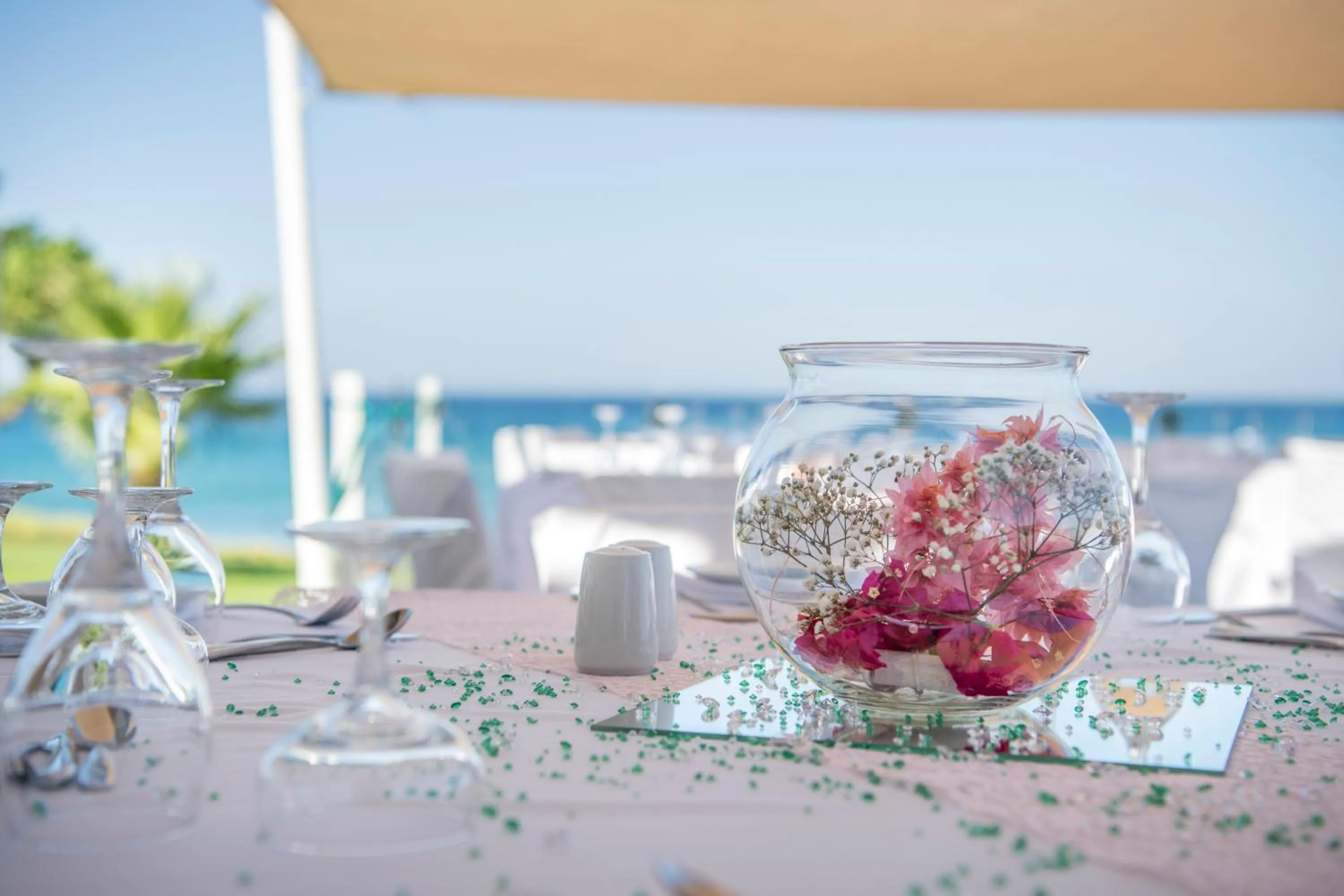 Restaurant/places to eat in Pernera Beach Hotel