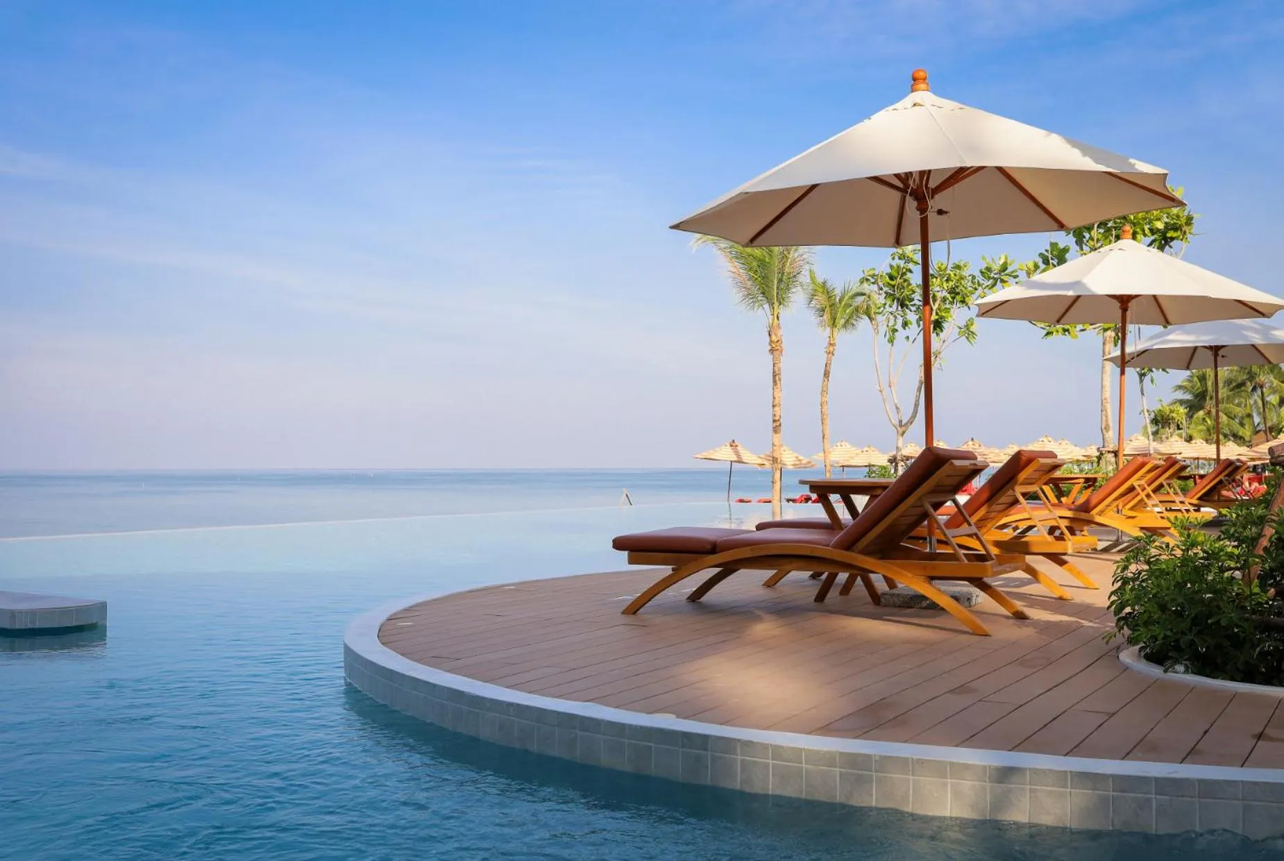 Beach in La Solaya Khao Lak