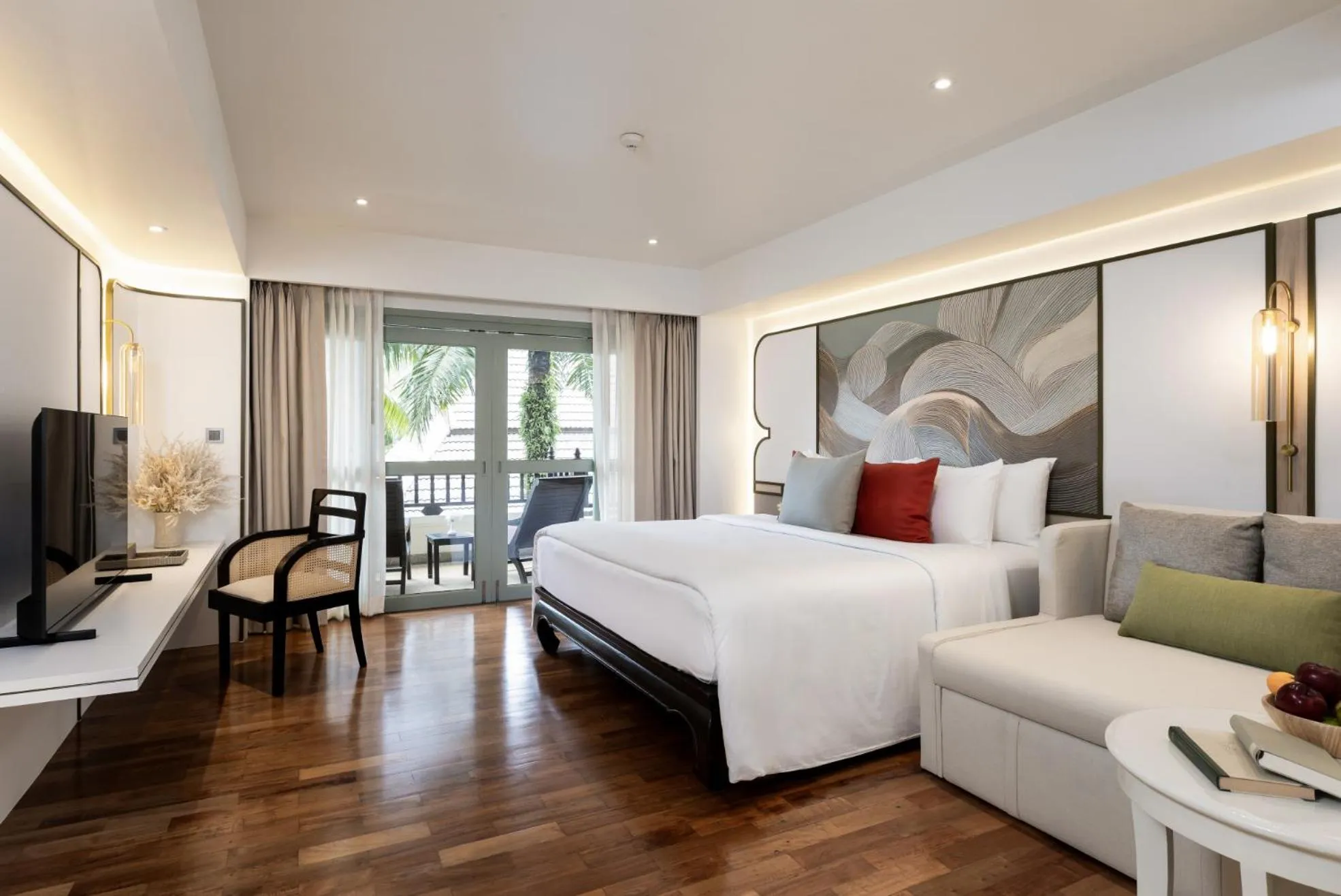 View (from property/room), Bed in La Solaya Khao Lak