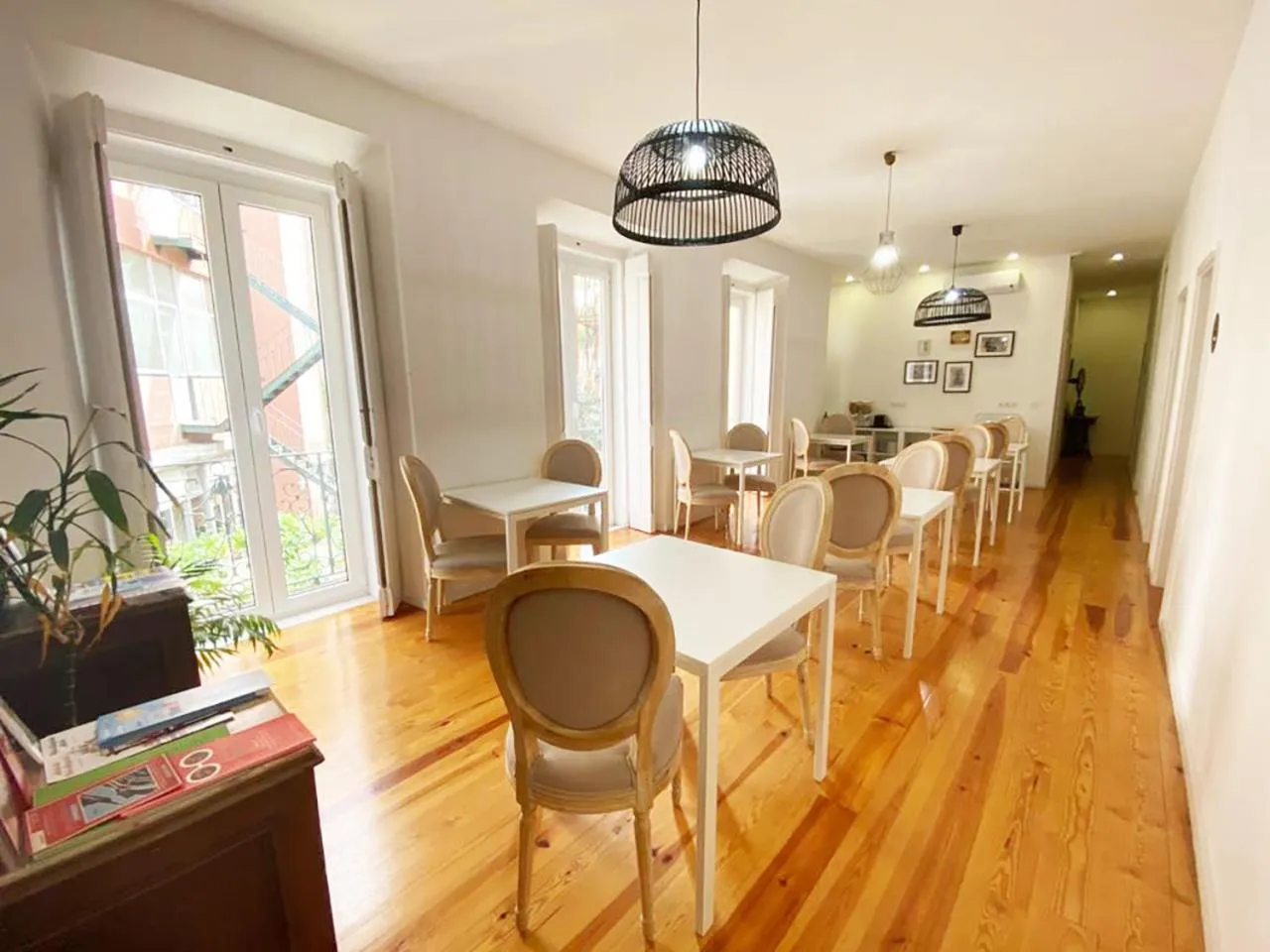 Dining area in The Postcard Lisbon