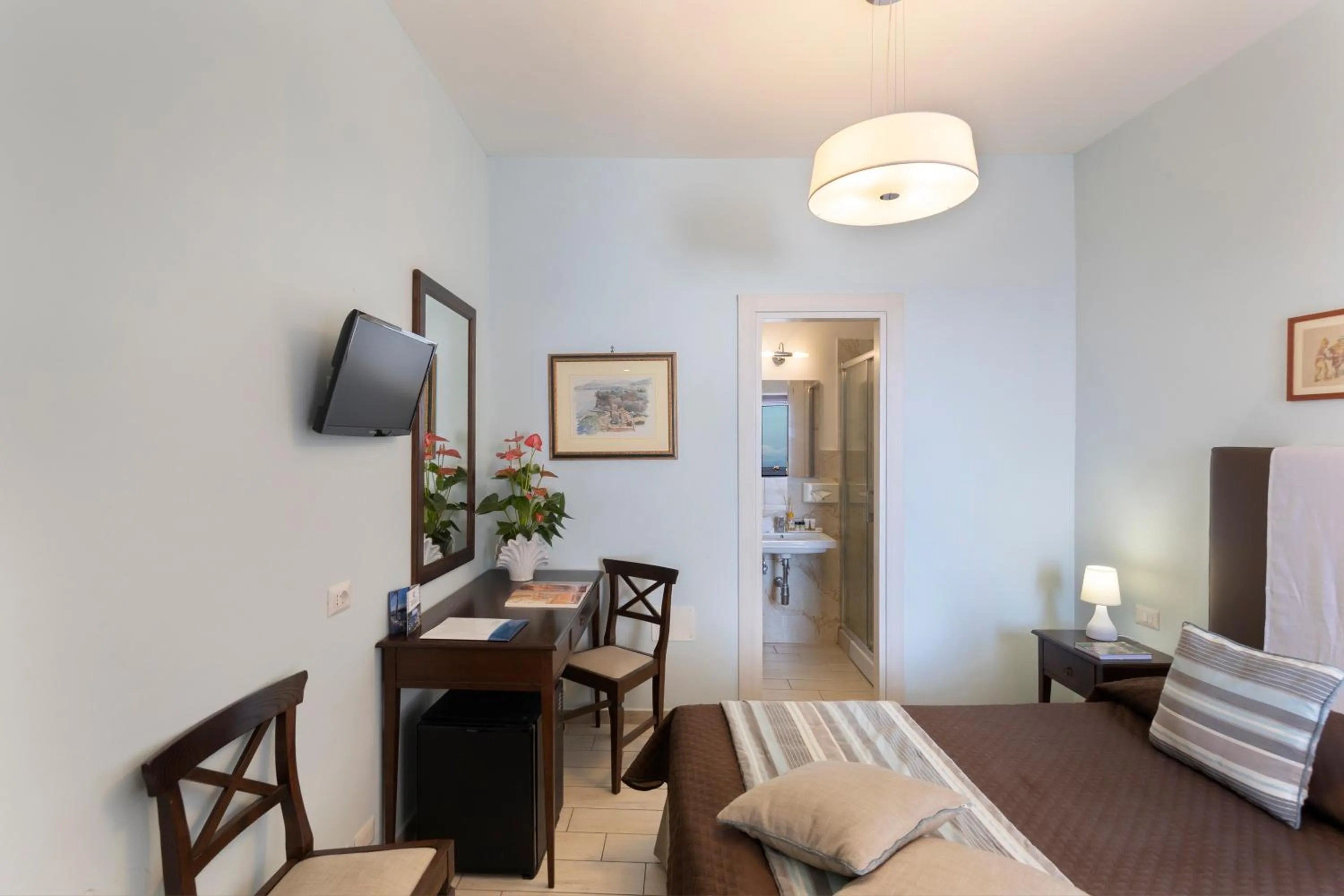 Photo of the whole room, Bed in Sea Breeze Residence